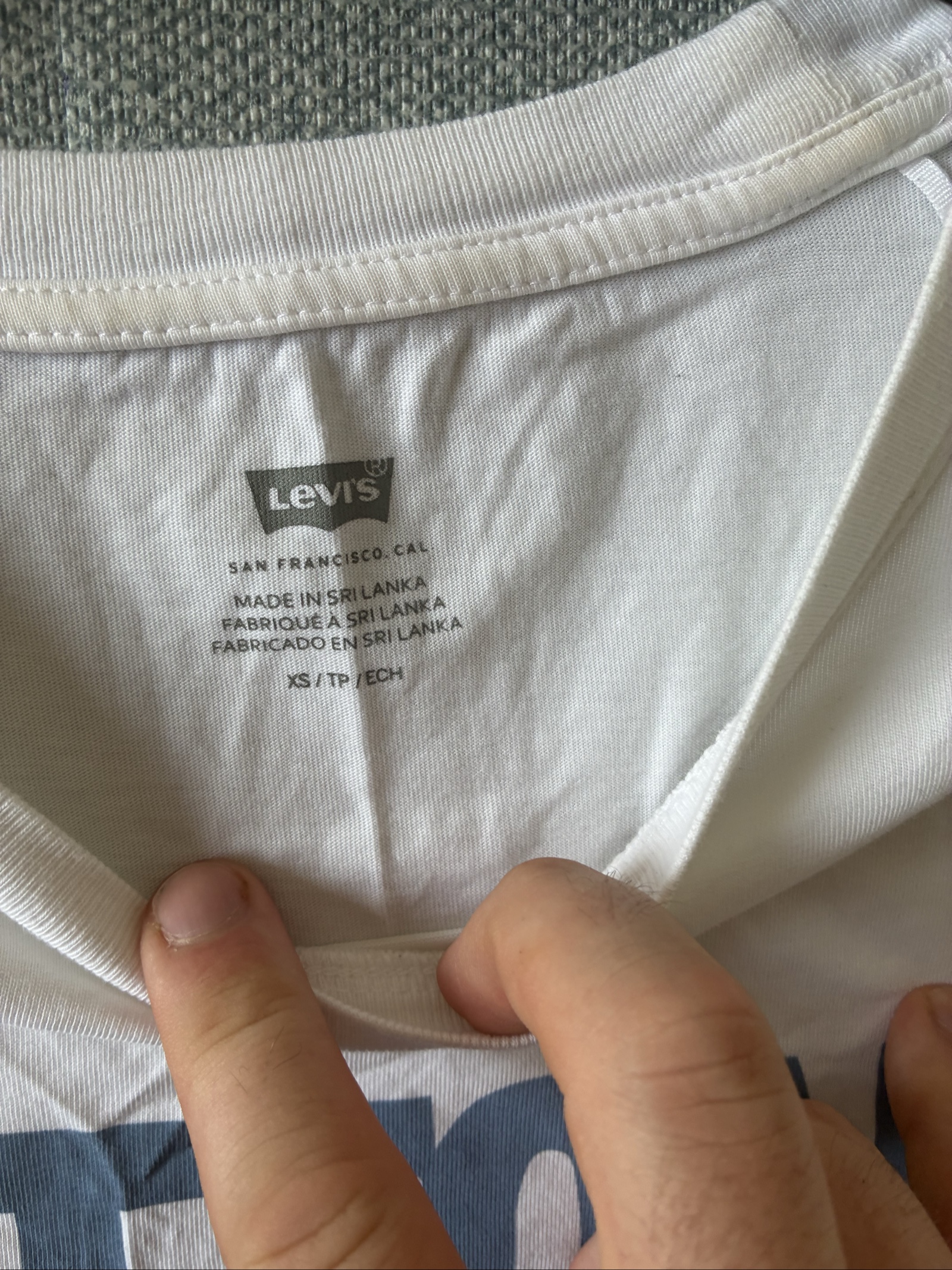 Levi's White Graphic Cotton T-Shirt XS Button Your Fly Print image 3