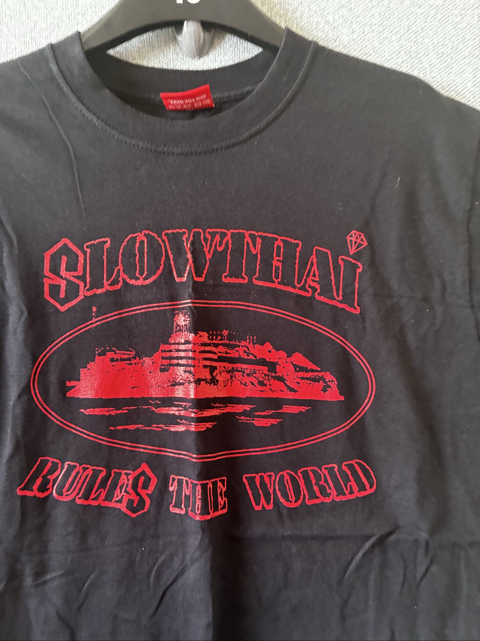 Corteiz Slowthai Black & Red Graphic T-Shirt Medium image 2