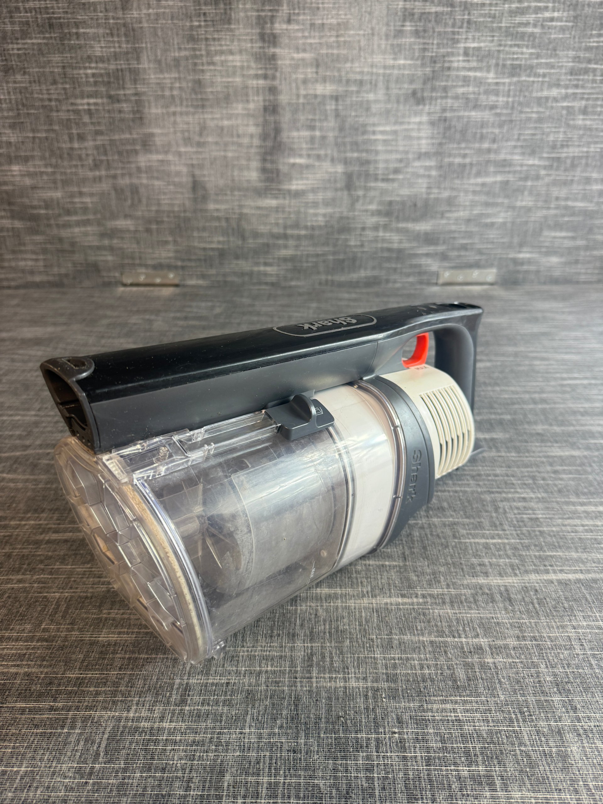 Shark IZ201UK 25.2V Vacuum Cleaner Handheld Unit Black White