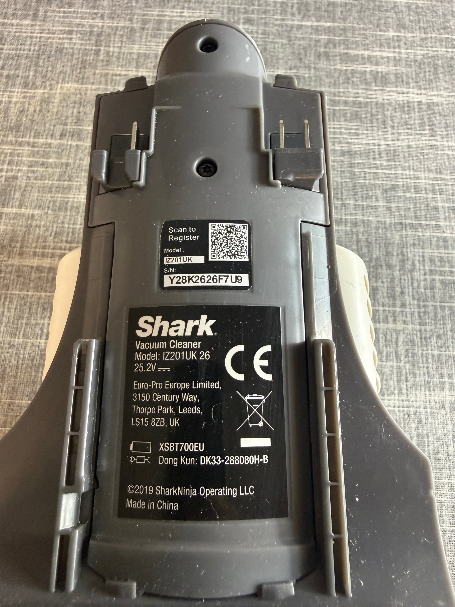 Shark IZ201UK 25.2V Vacuum Cleaner Handheld Unit Black White image 5