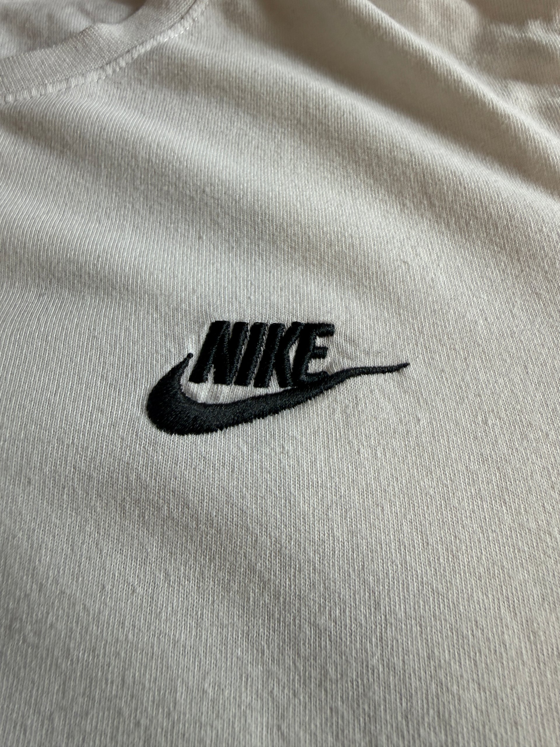 Nike Men’s White The Nike Tee T-Shirt Small Black Swoosh Logo image 2