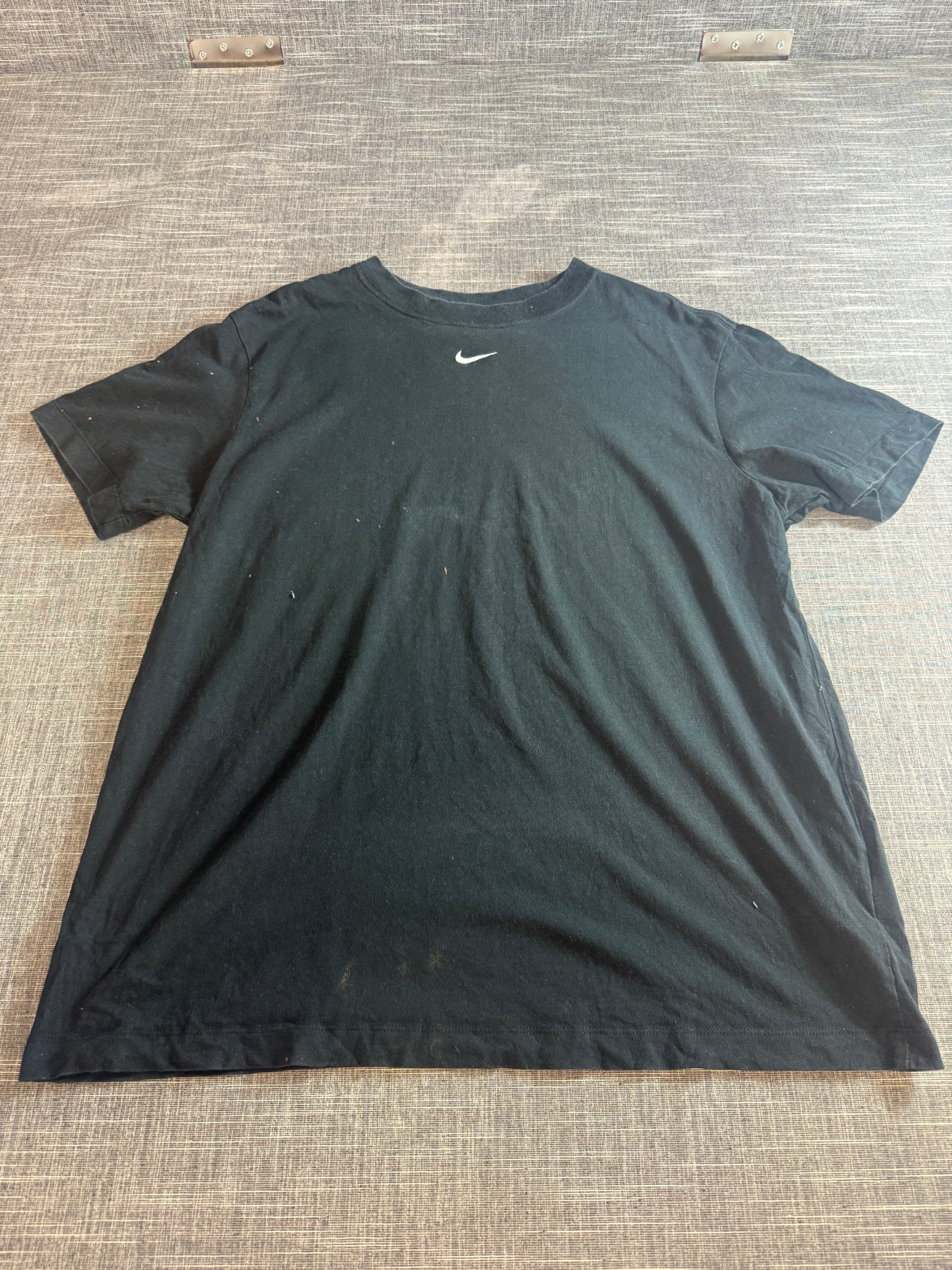 Nike Men’s Loose Fit The Nike Tee Small Black Cotton T-Shirt