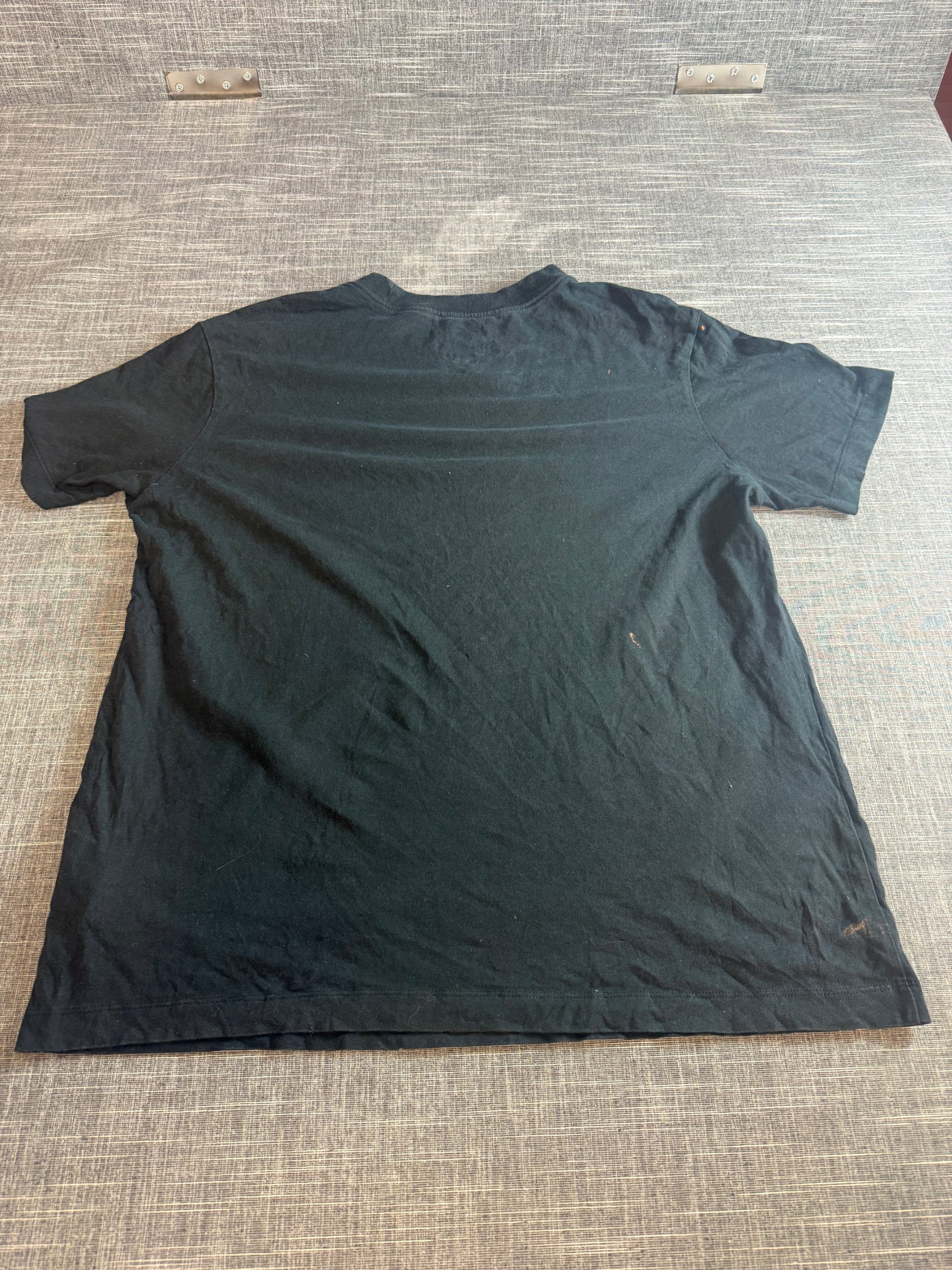 Nike Men’s Loose Fit The Nike Tee Small Black Cotton T-Shirt image 5