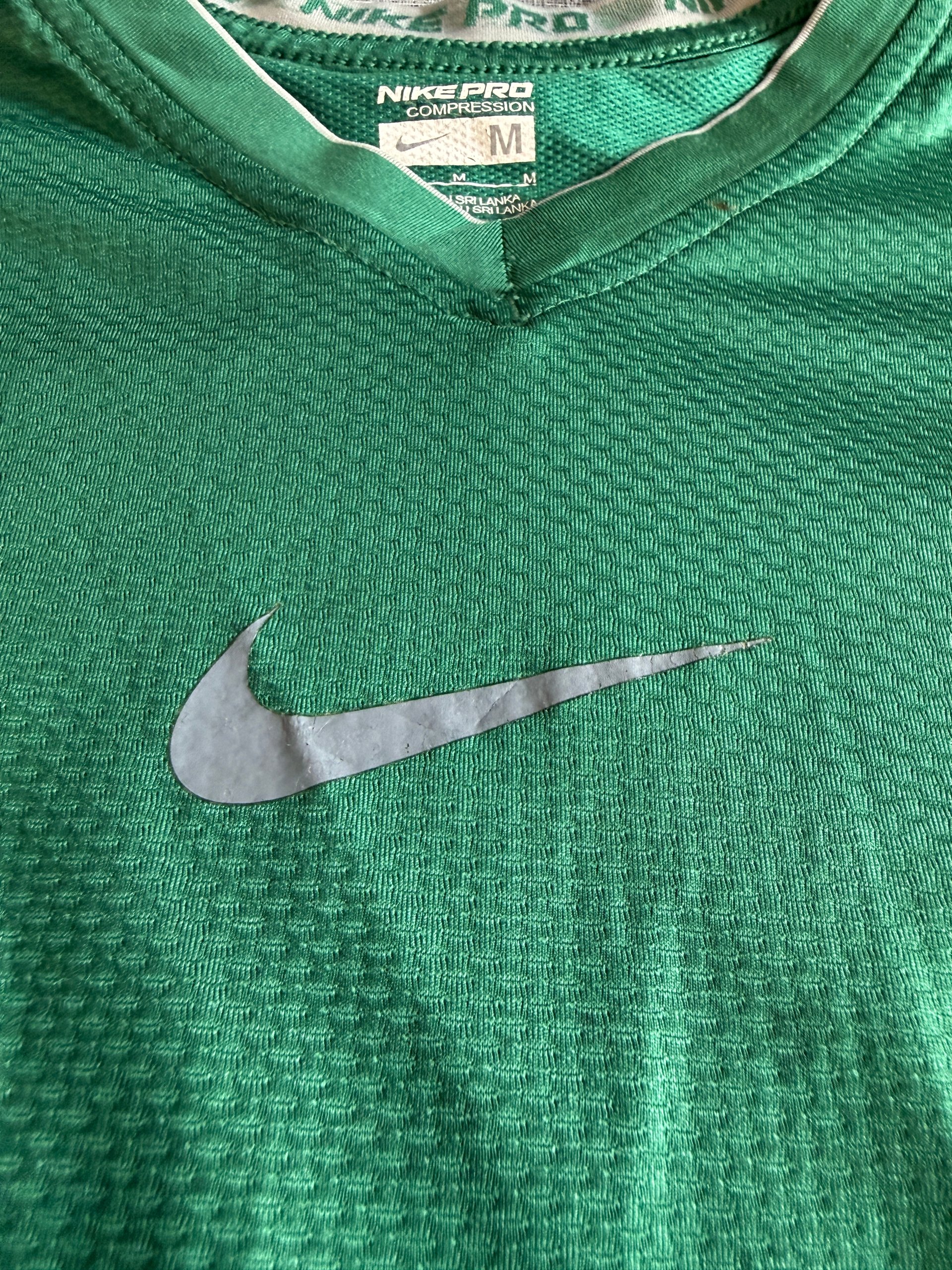 Nike Men’s Green Pro Compression Long Sleeve Top Medium image 3