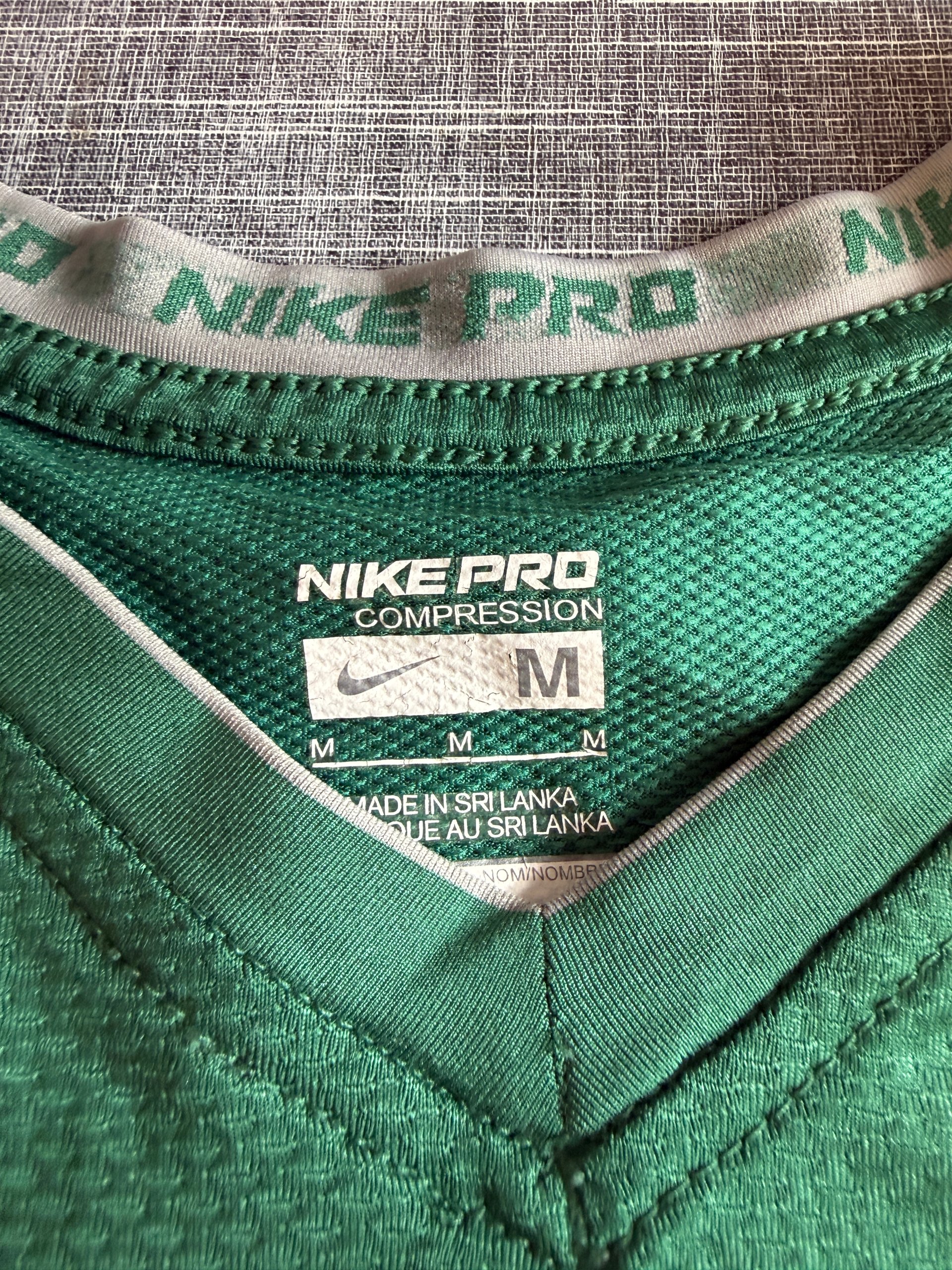 Nike Men’s Green Pro Compression Long Sleeve Top Medium image 4
