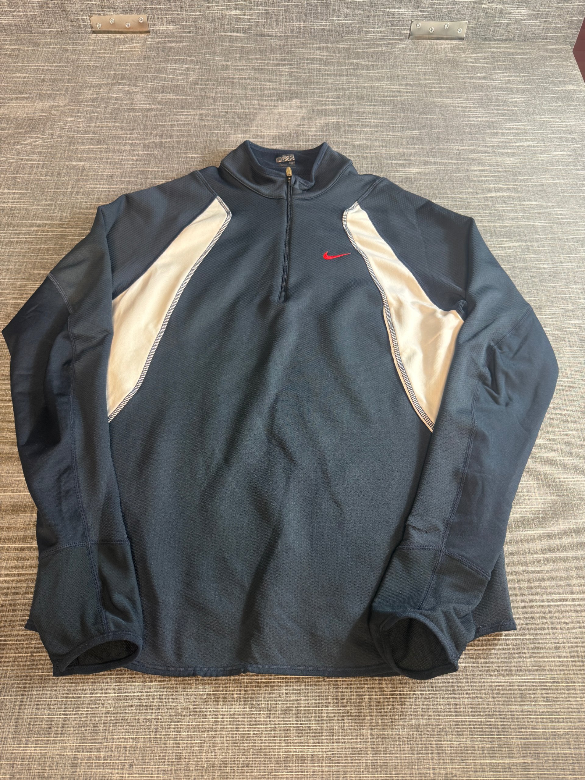 Nike Men’s Fit Dry Half Zip Top Medium Navy White Red Swoosh