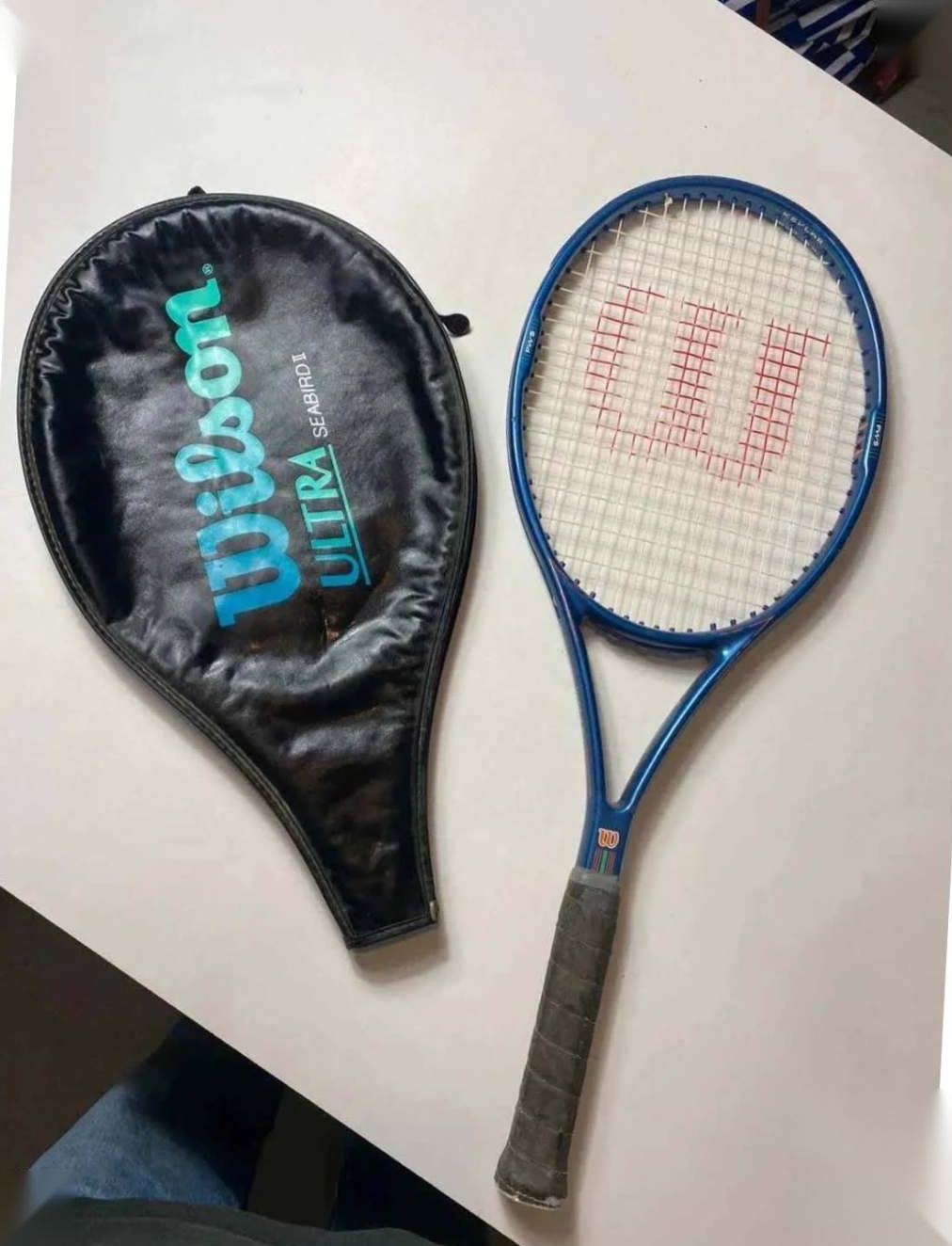 Wilson Ultra Seabird II Raquette de Tennis Bleue avec Housse PWS Kevlar