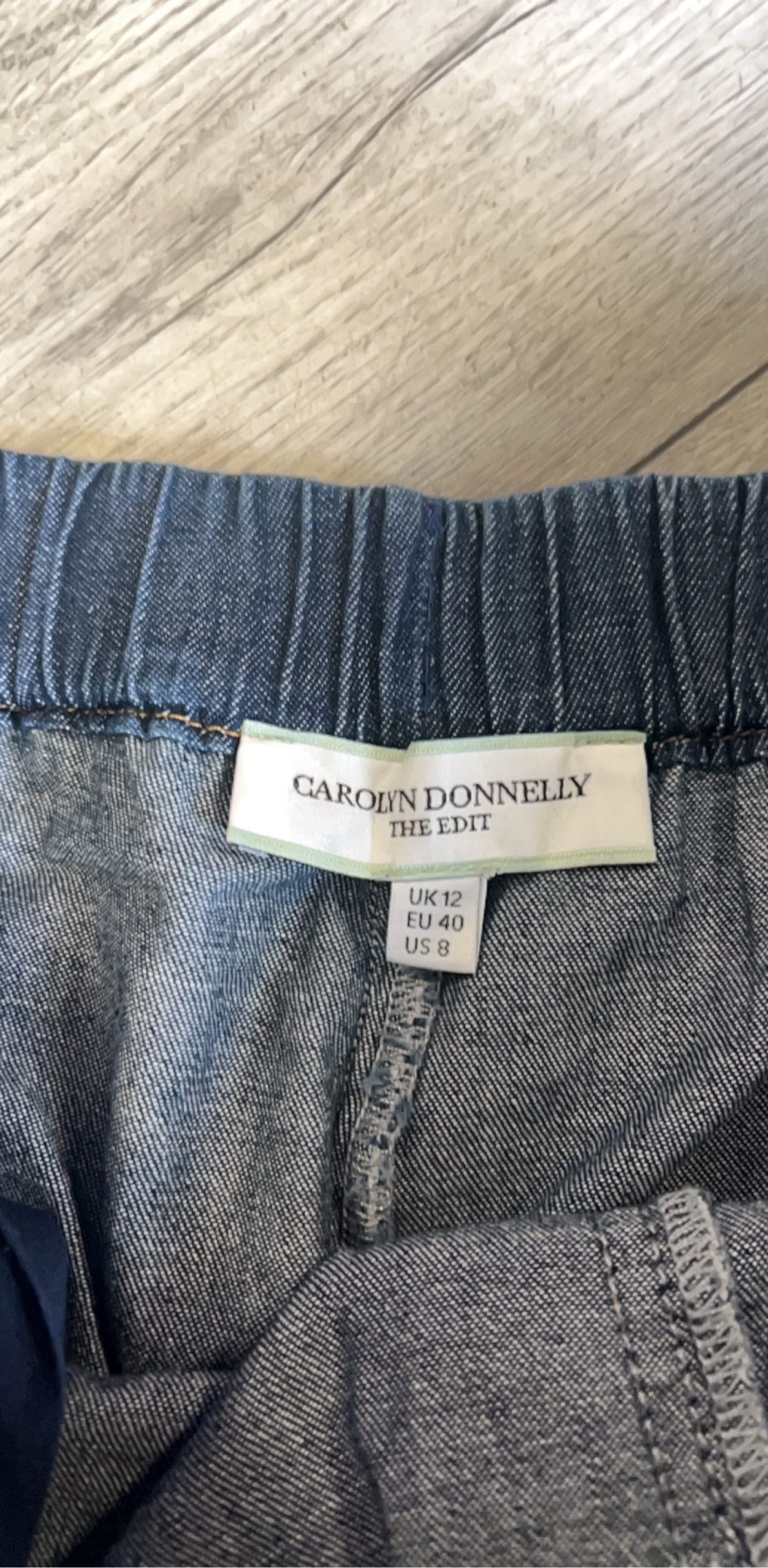 Carolyn Donnelly Women's Dark Blue Denim Shorts Medium Elastic Waist image 2