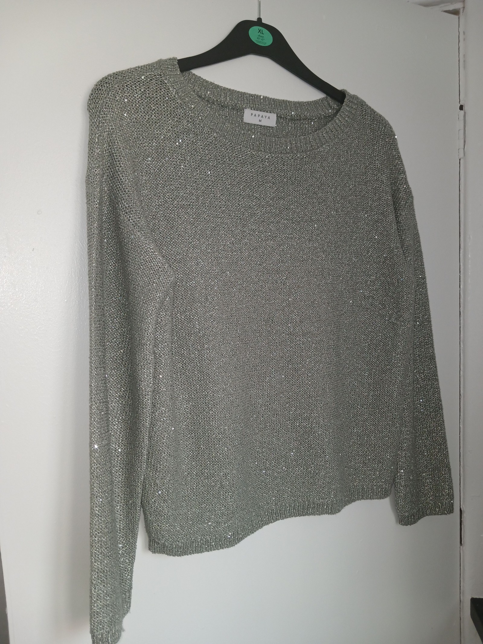 Papaya Women's Silver Lurex Knit Sweater Medium Sparkly