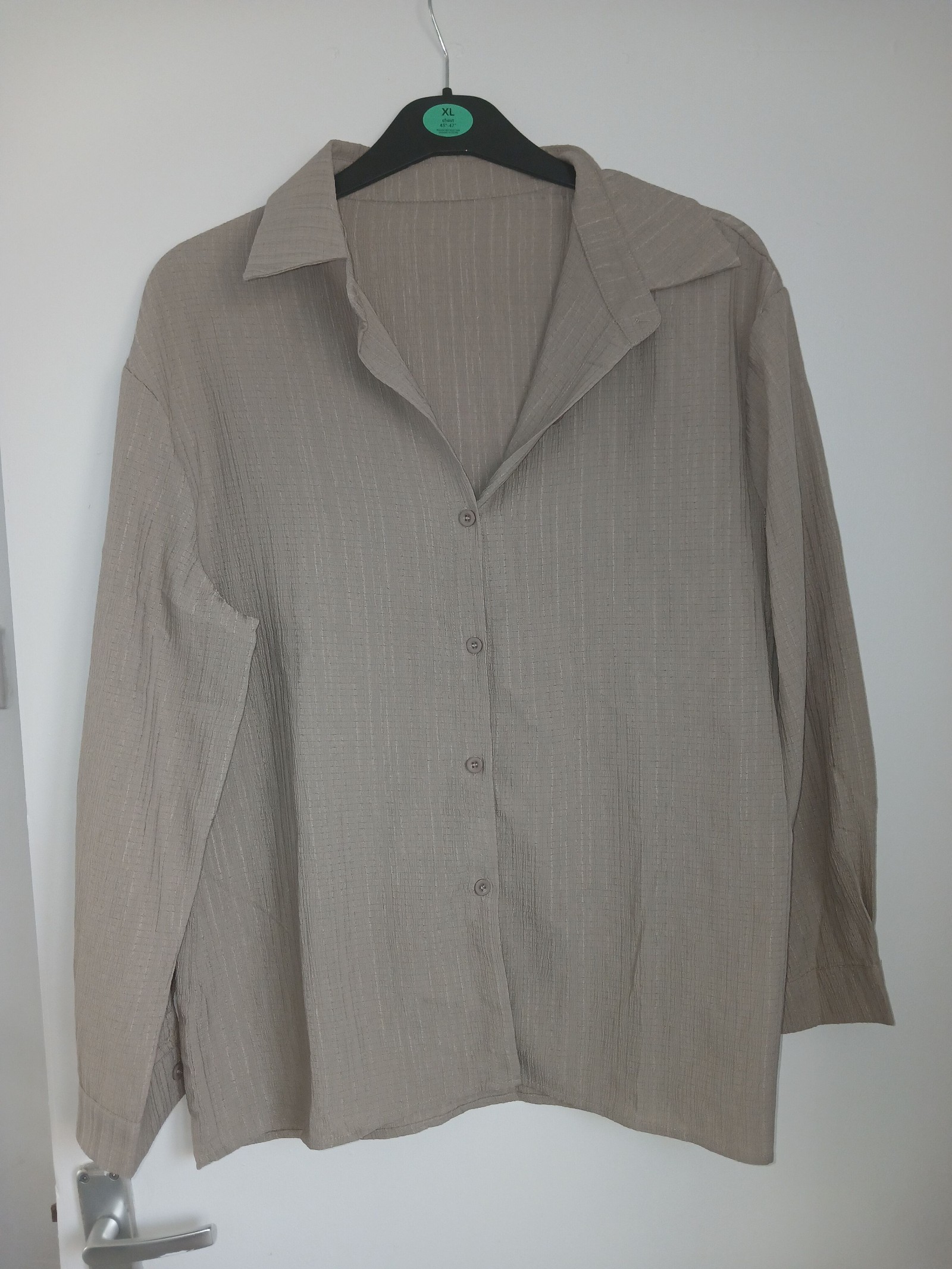 Unbranded Beige Textured Button-Up Shirt XL