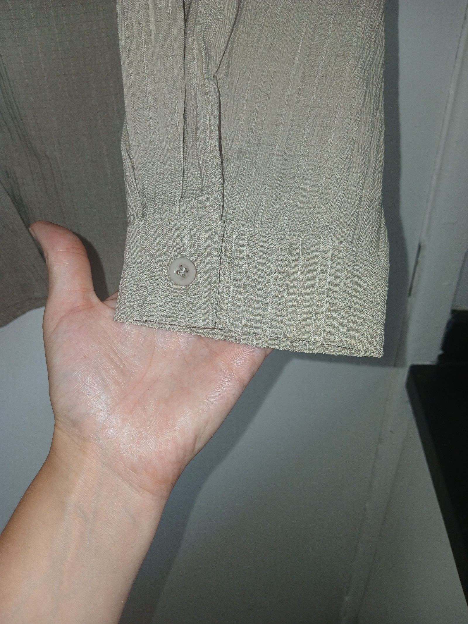 Unbranded Beige Textured Button-Up Shirt XL image 2