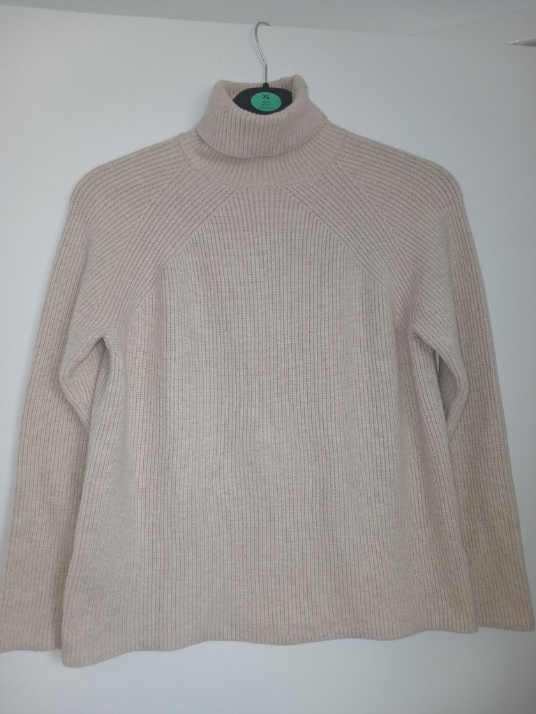 M&S Women's Oatmeal Ribbed Turtleneck Sweater Medium Wool Blend