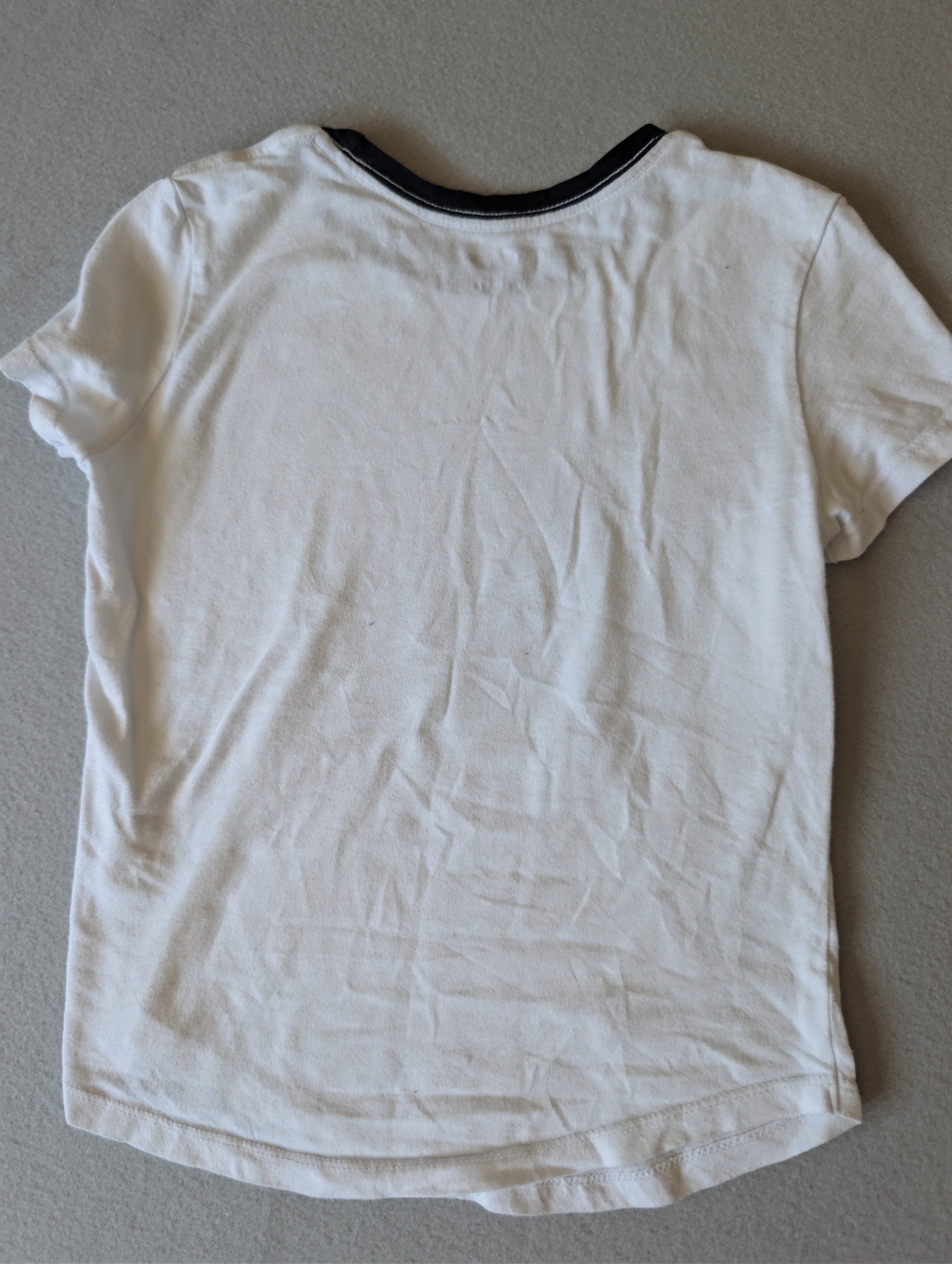 Old Navy White & Black Girls' Graphic T-Shirt Medium image 4