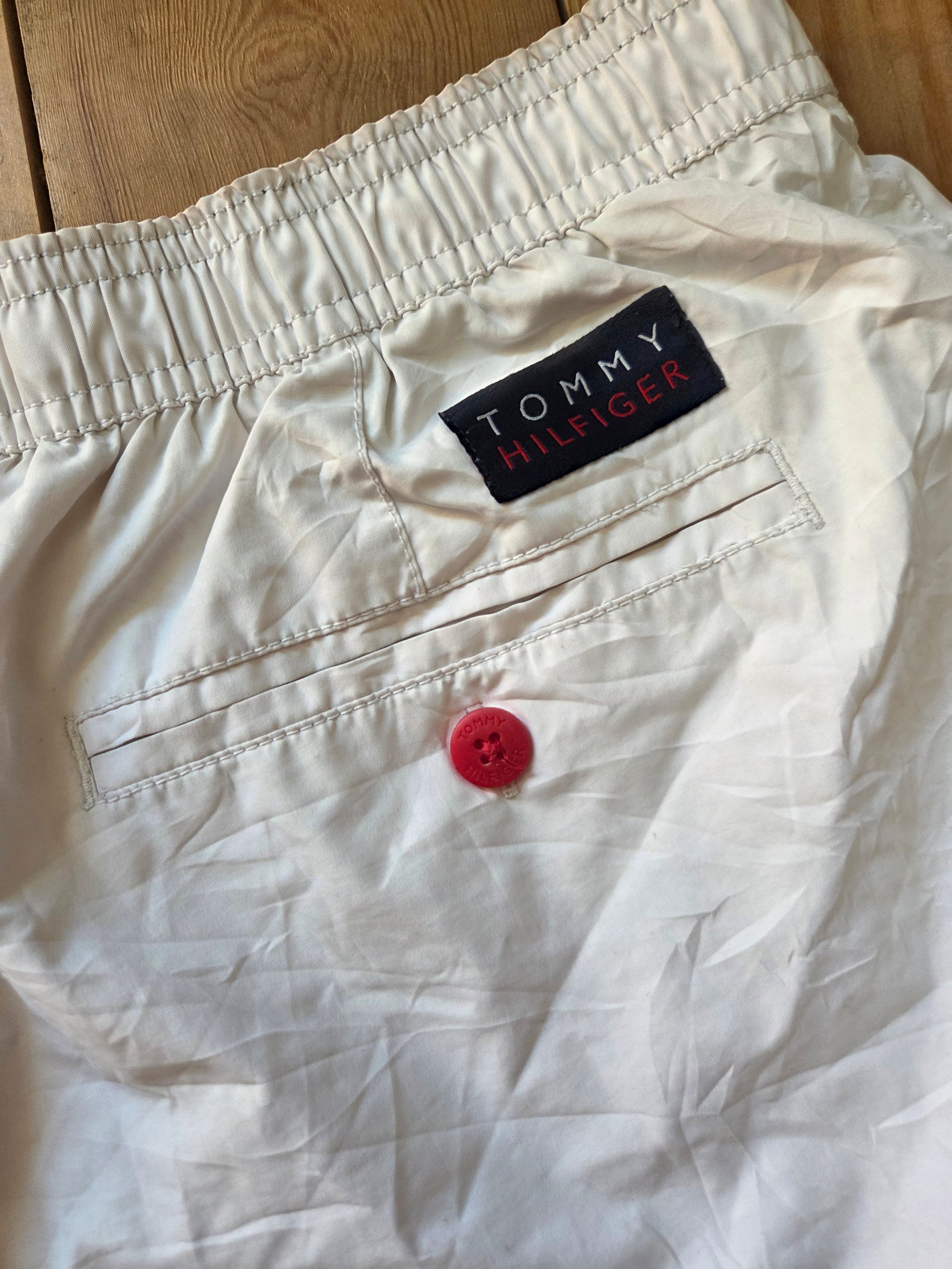 Tommy Hilfiger Men’s White Logo Swim Shorts Navy Red Drawstring Size M image 3