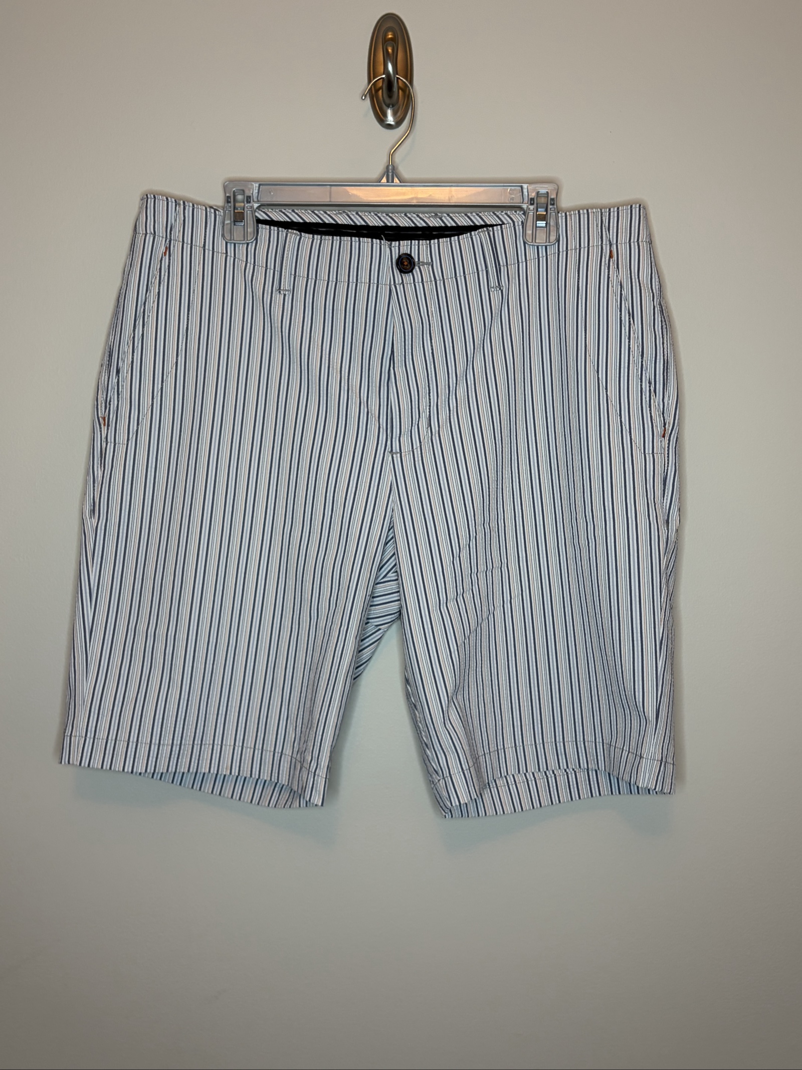 Tommy Bahama White & Blue Striped Shorts 36 Nylon Spandex image 3