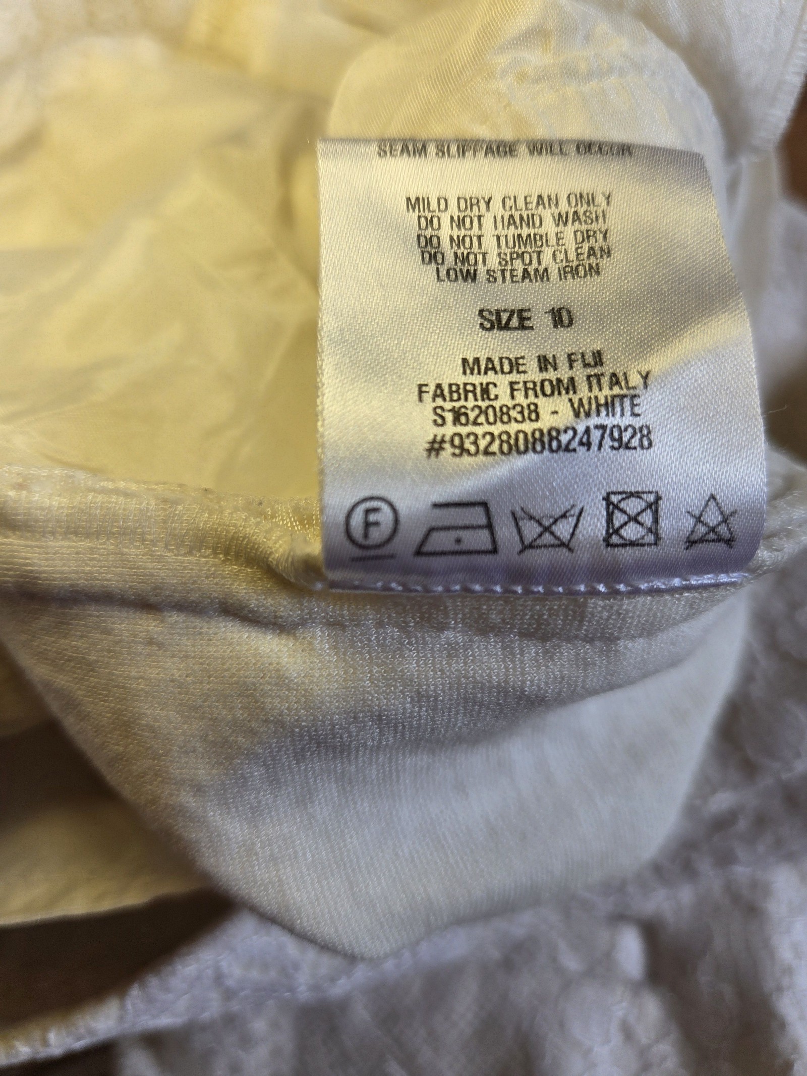 Scanlan Theodore Women's White Embossed Floral Pants Size 10 image 5