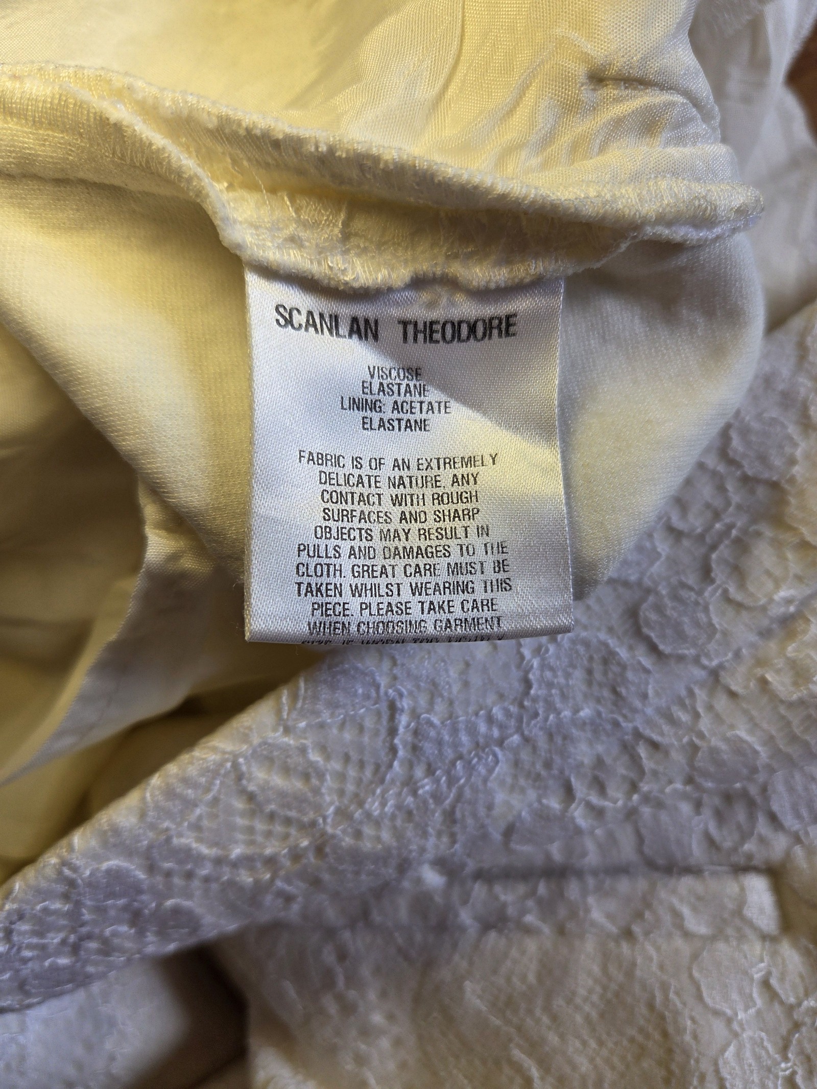 Scanlan Theodore Women's White Embossed Floral Pants Size 10 image 4