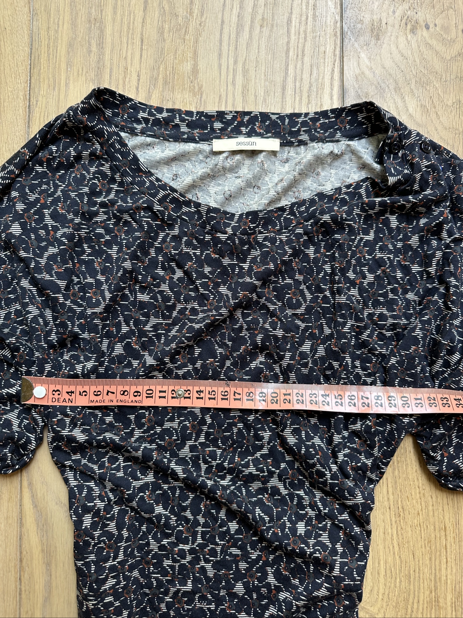 Sessun Women's Black Multi Floral Print Short Sleeve Top Medium image 5