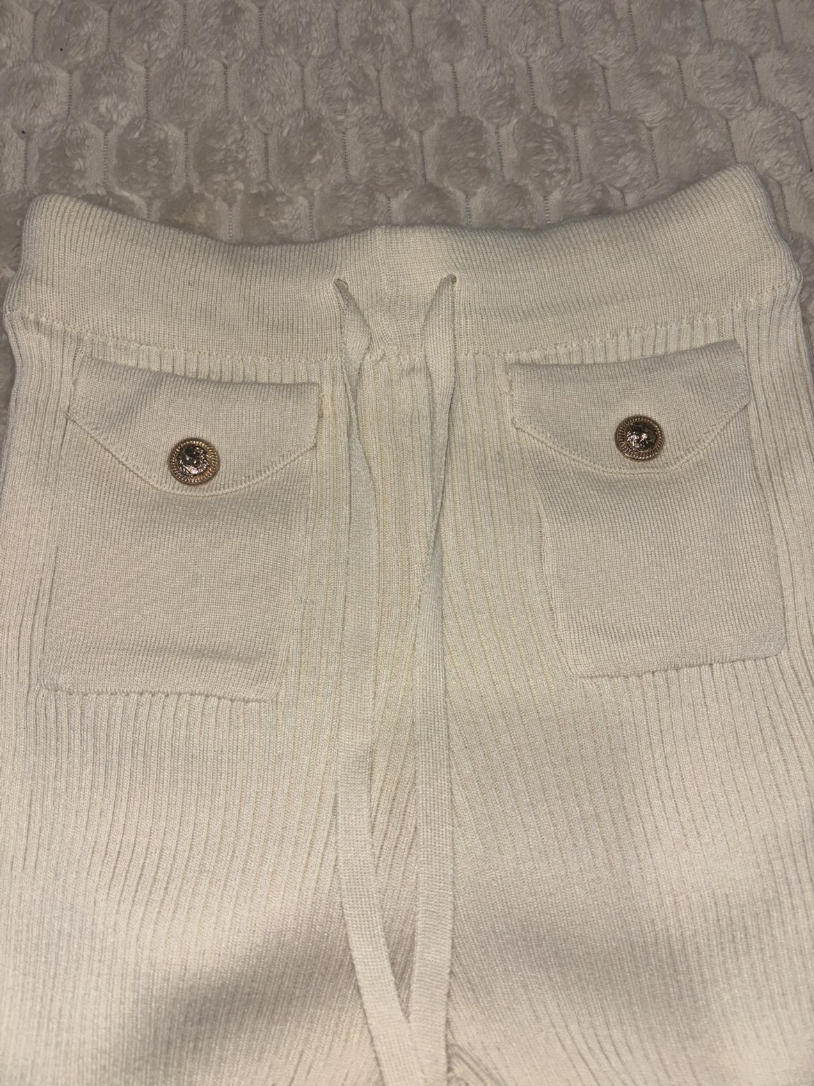Emma & Ashley Design Cream Ribbed Knit Leggings One Size with Buttoned Pockets image 2