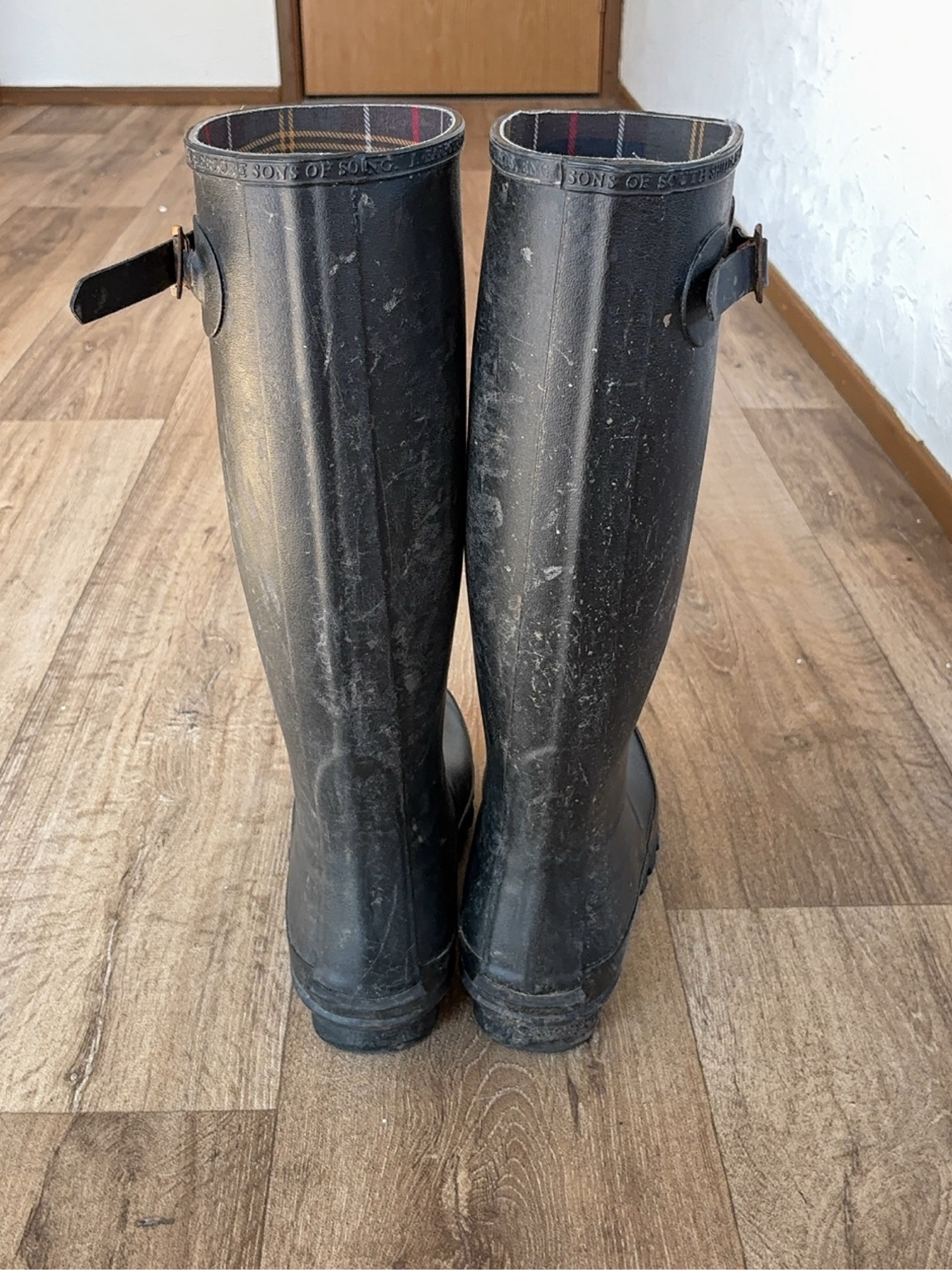 Barbour Black Rubber Wellington Boots UK 7 image 2
