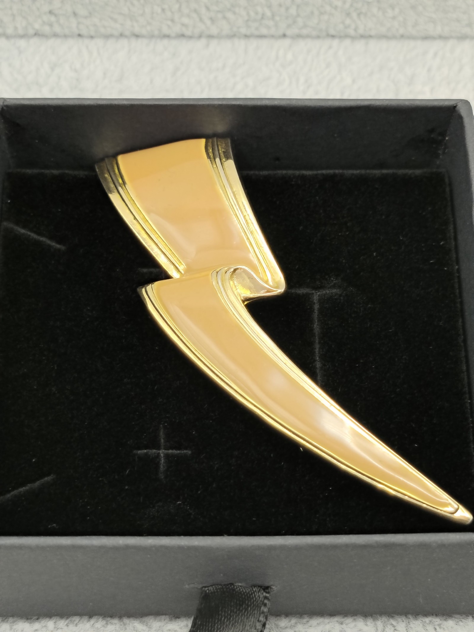 Laream Gold Tone Light Brown Lightning Bolt Brooch Pin Women image 2