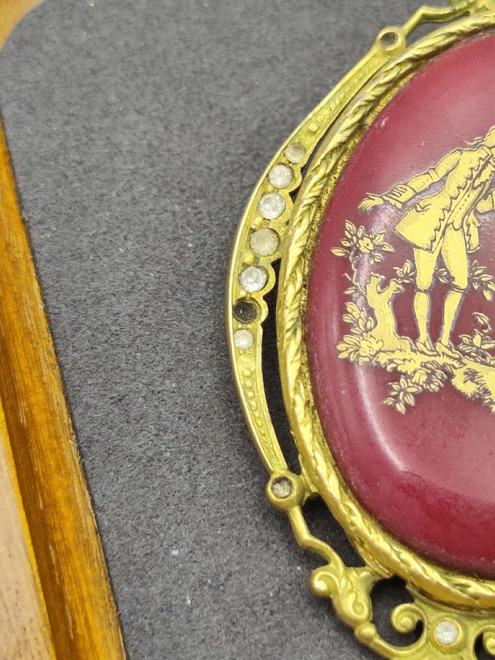 Limoges Vintage Gold Tone Red Porcelain Brooch with Rhinestones Other image 5