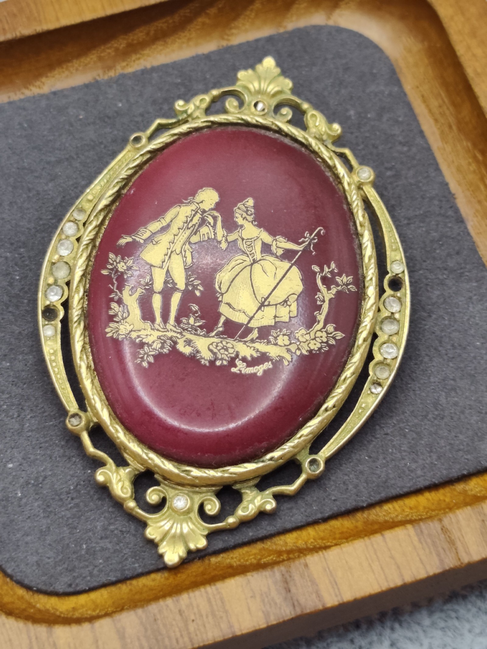 Limoges Vintage Gold Tone Red Porcelain Brooch with Rhinestones Other image 6