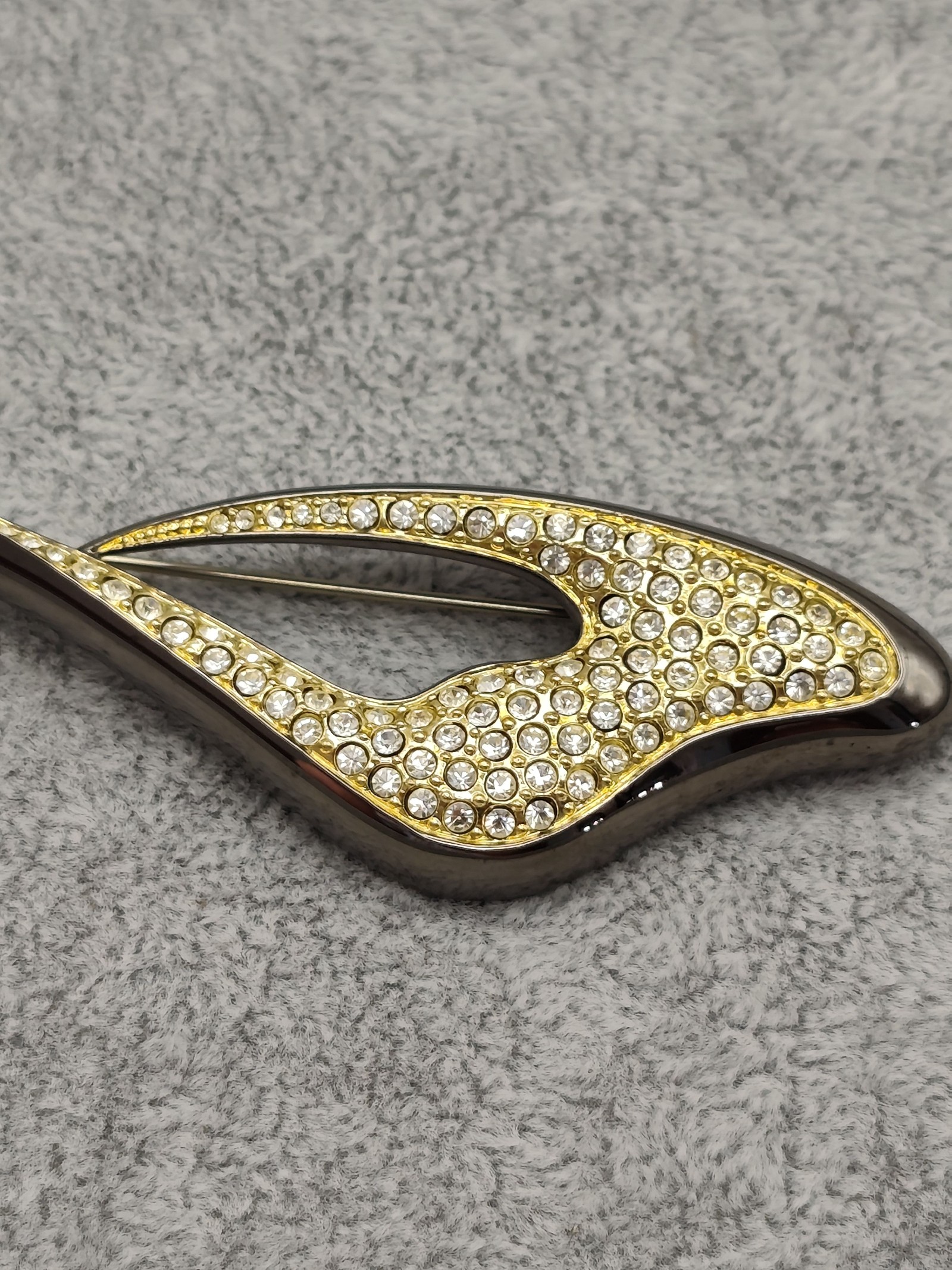 Gold & Silver Crystal Leaf Brooch Pin Other image 7