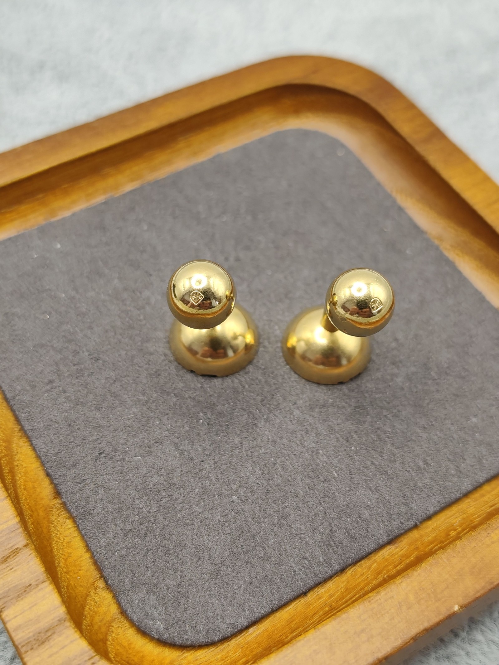Dunhill Classic Gold Tone Round Cufflinks with Dunhill Detailing image 6