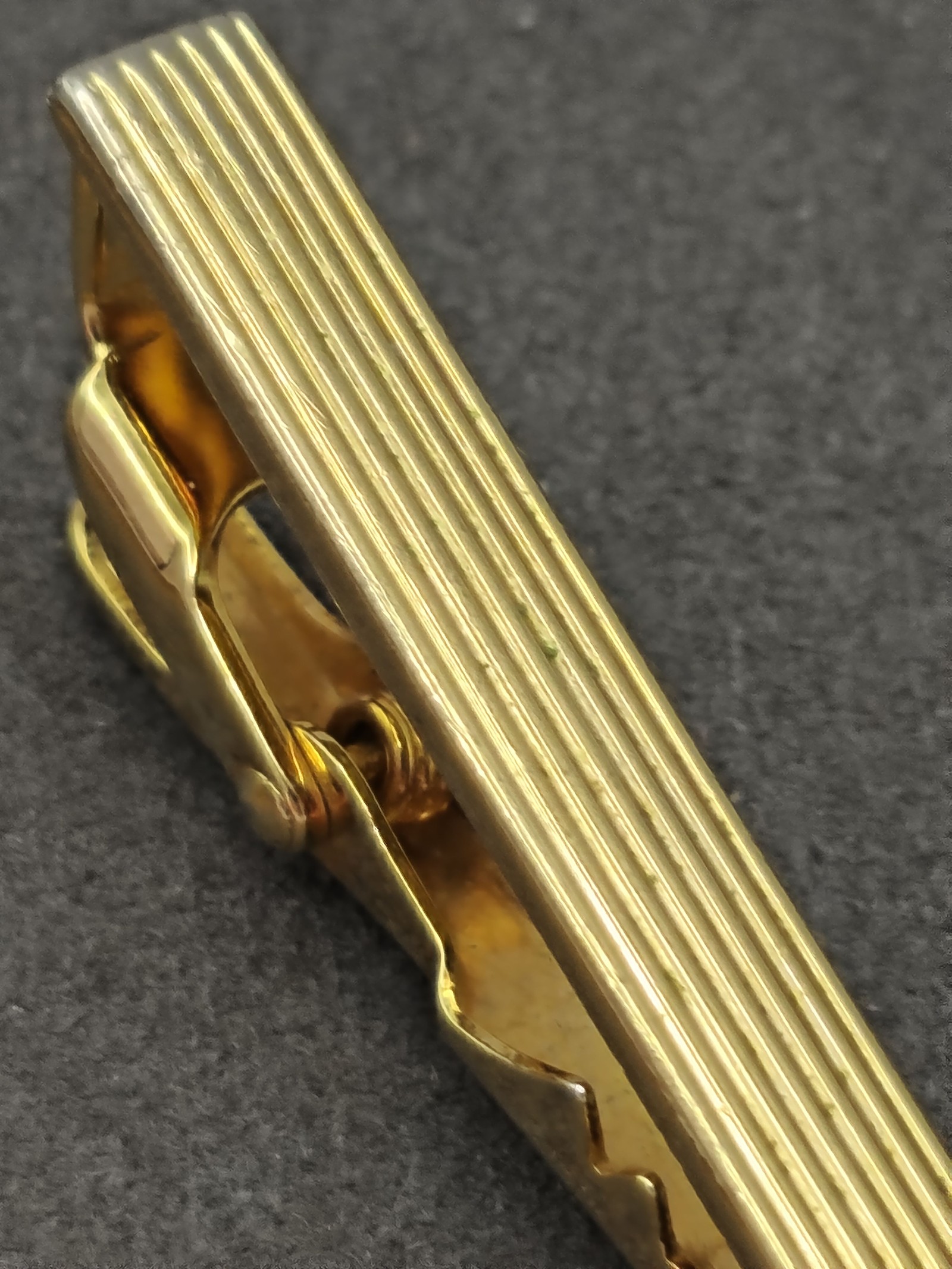 Christian Dior Gold Tone Men's Tie Clip with Box Other Size image 5