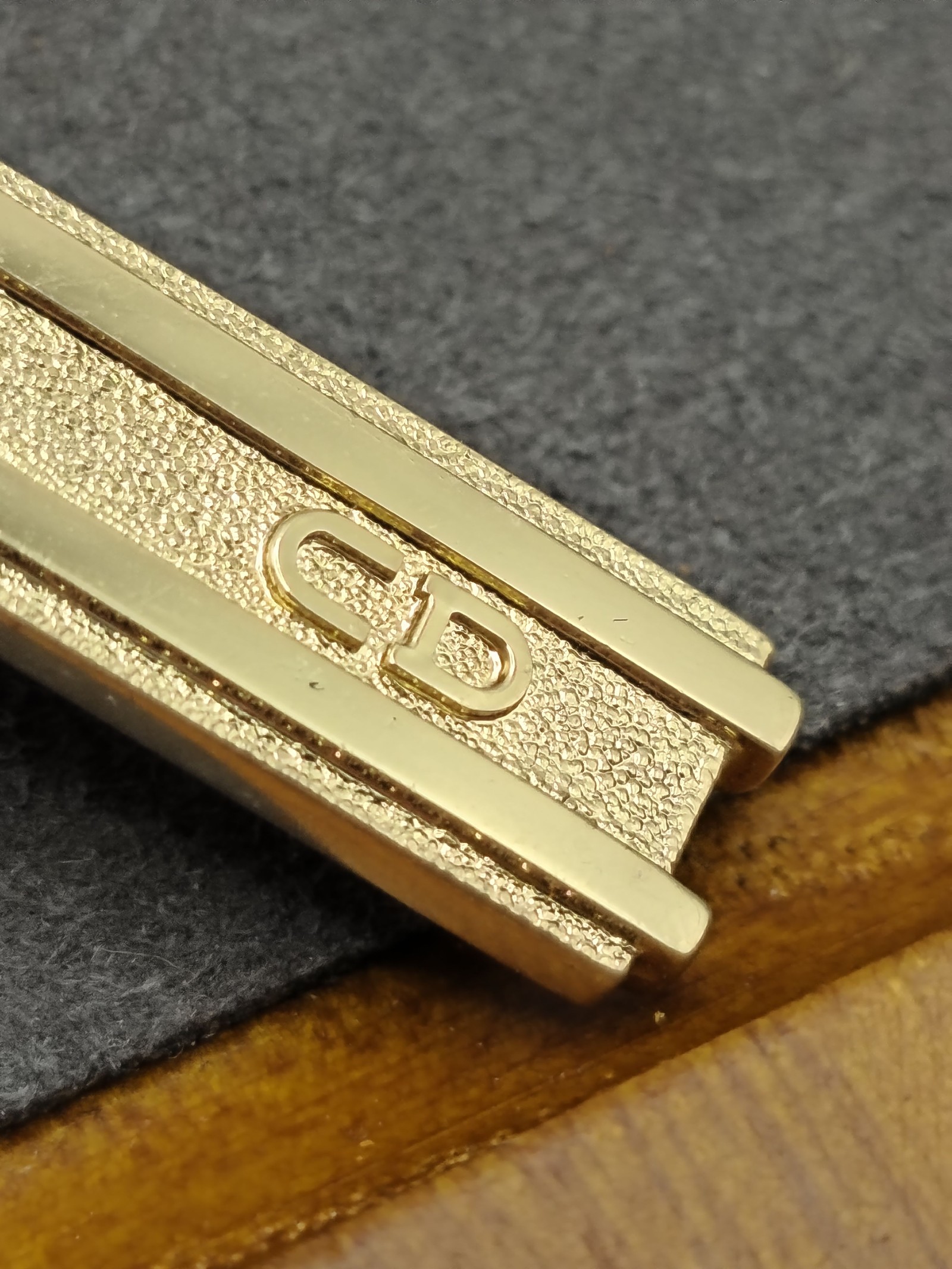 Christian Dior Gold Tone Men's Tie Clip image 9