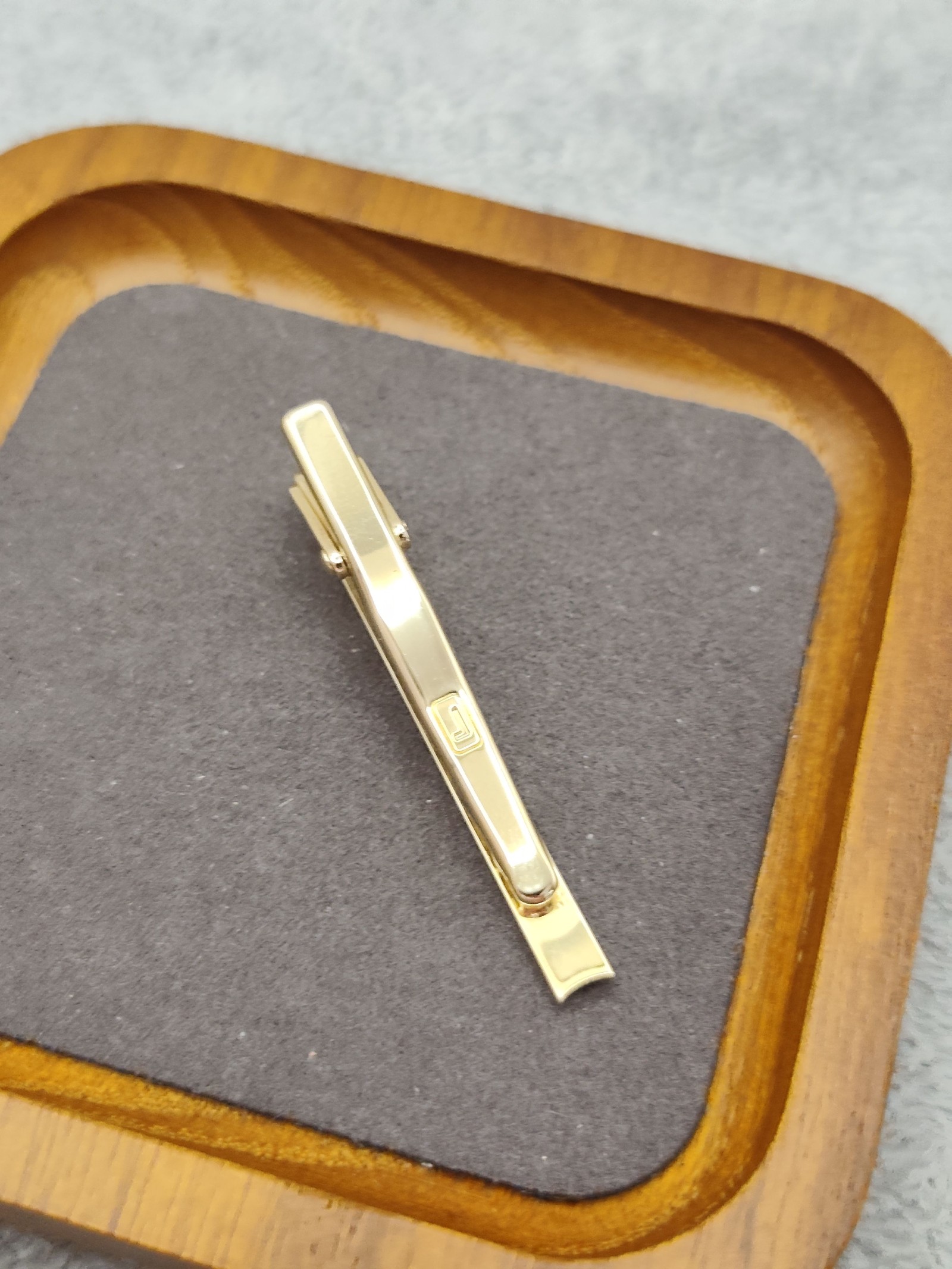 Lancel Gold Tone Men's Tie Clip with Case Other image 9