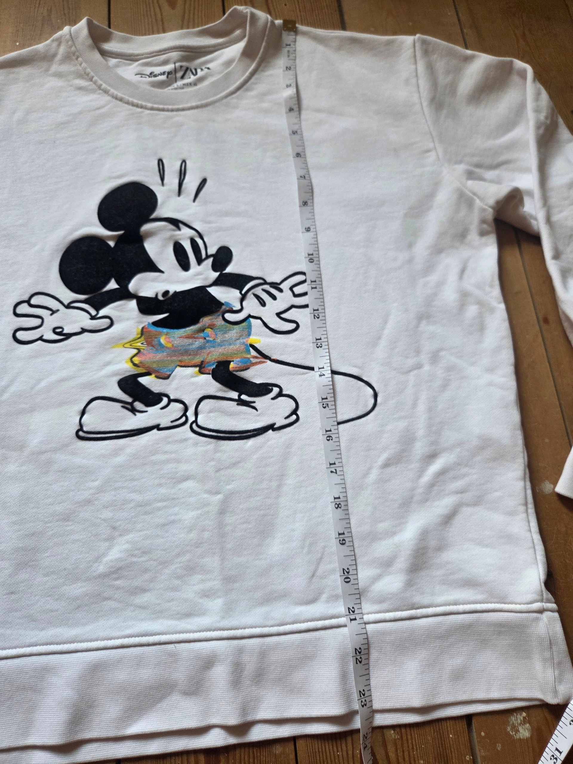 Zara x Disney Mickey Mouse Women’s White Crewneck Sweatshirt Size L image 3