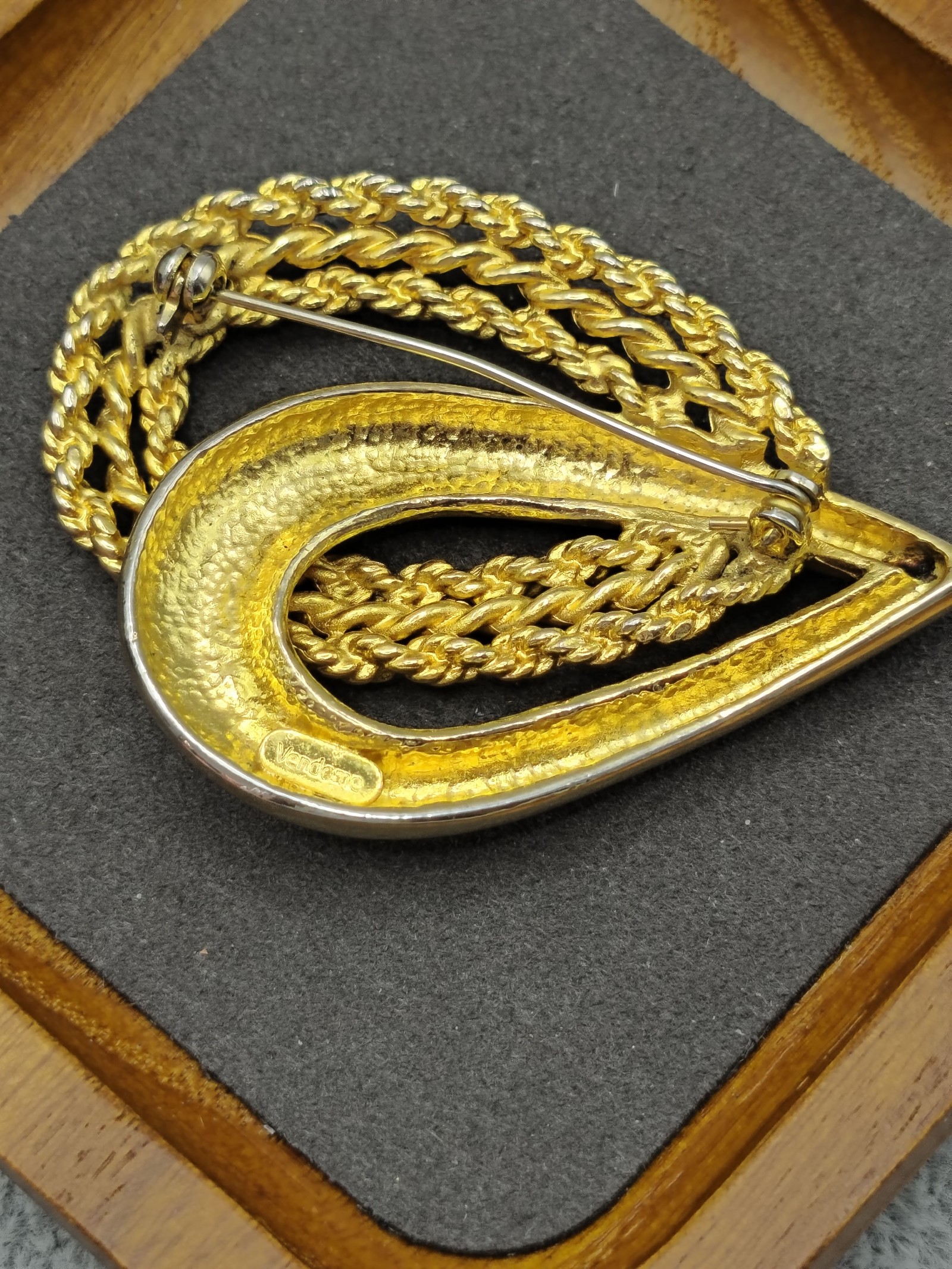 Vintage Gold Tone Multichain & Teardrop Brooch Pin Women image 6