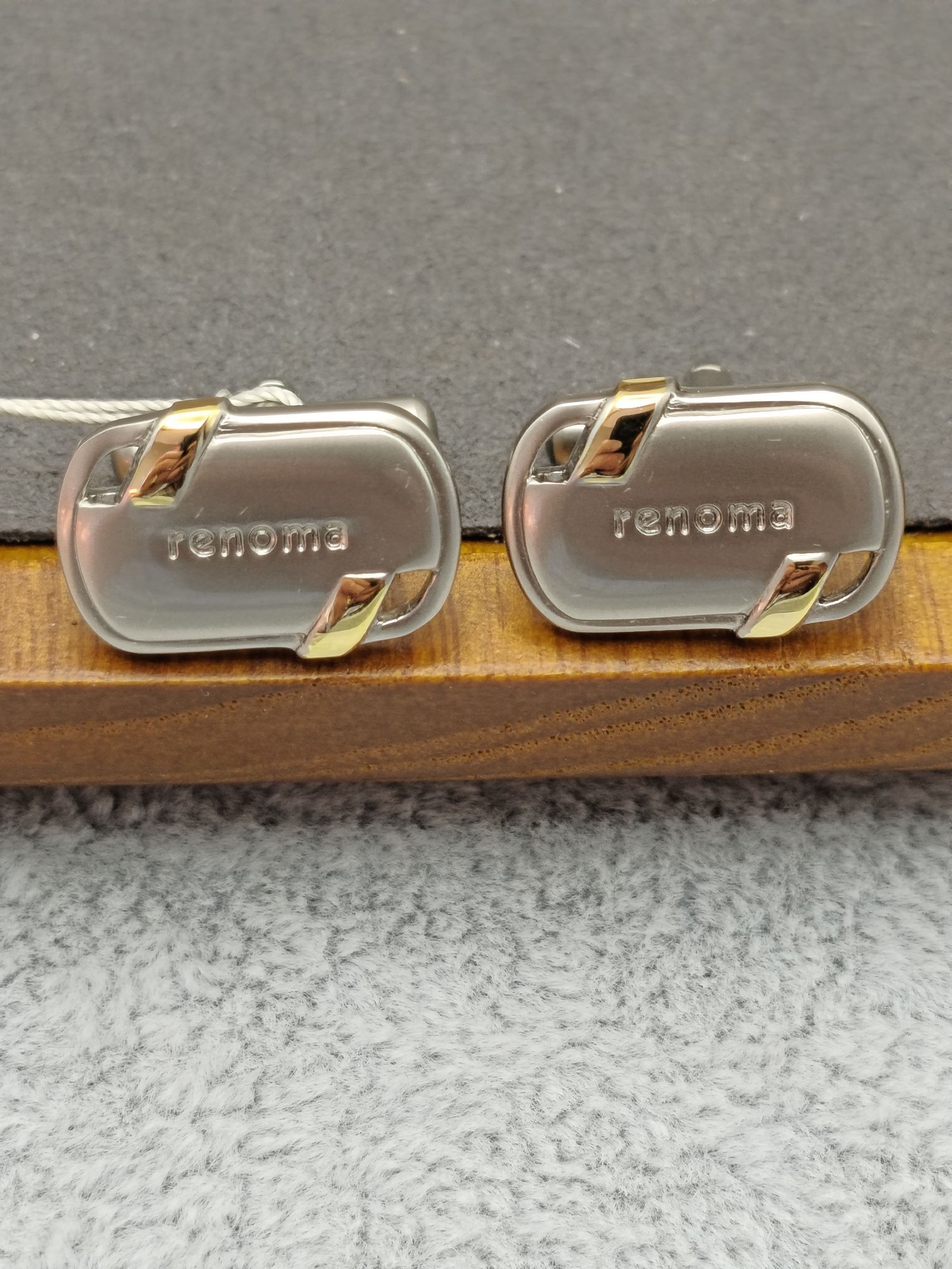 Renoma Men Silver & Gold Cufflinks & Tie Clip Set image 3