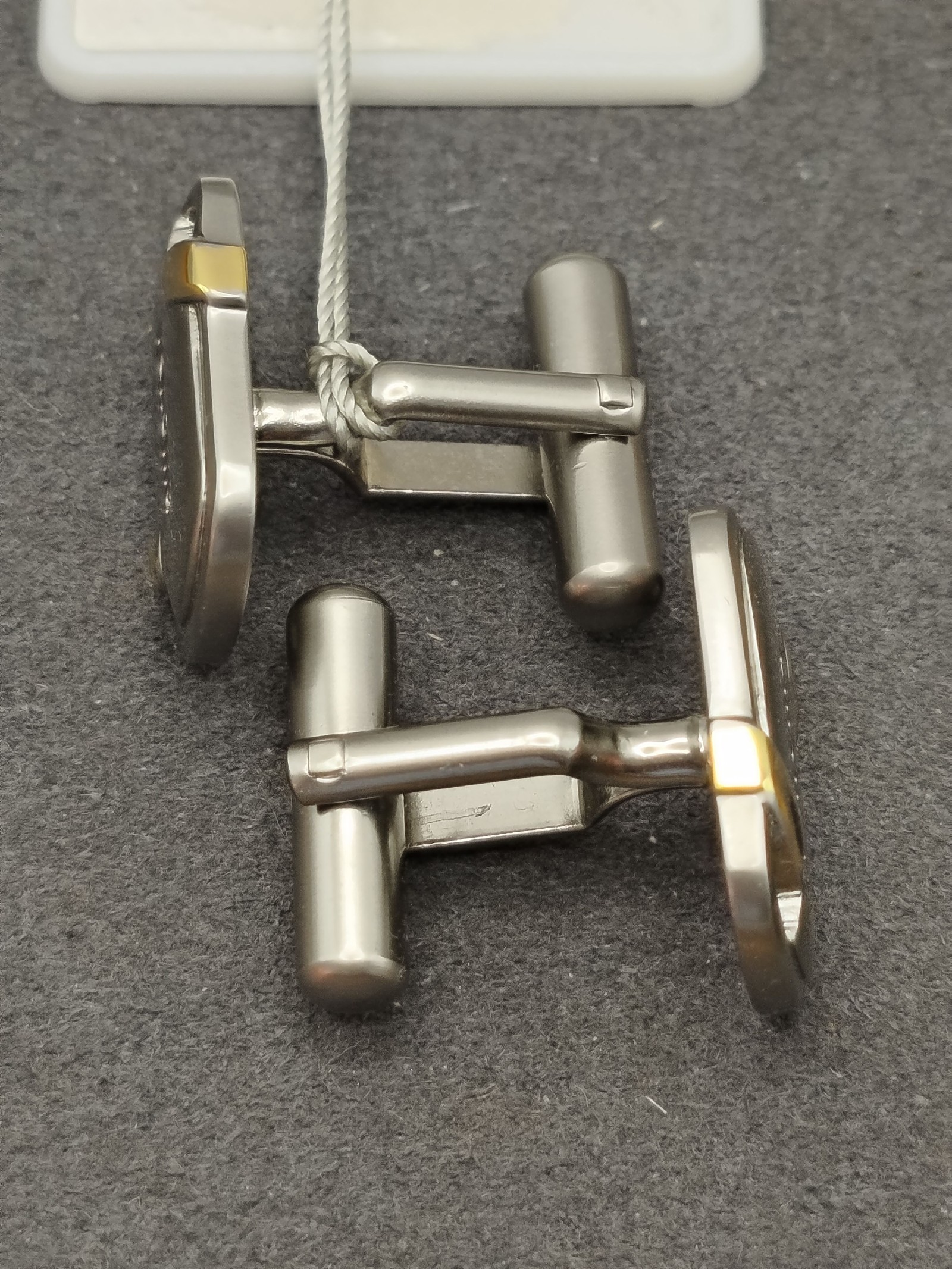 Renoma Men Silver & Gold Cufflinks & Tie Clip Set image 9
