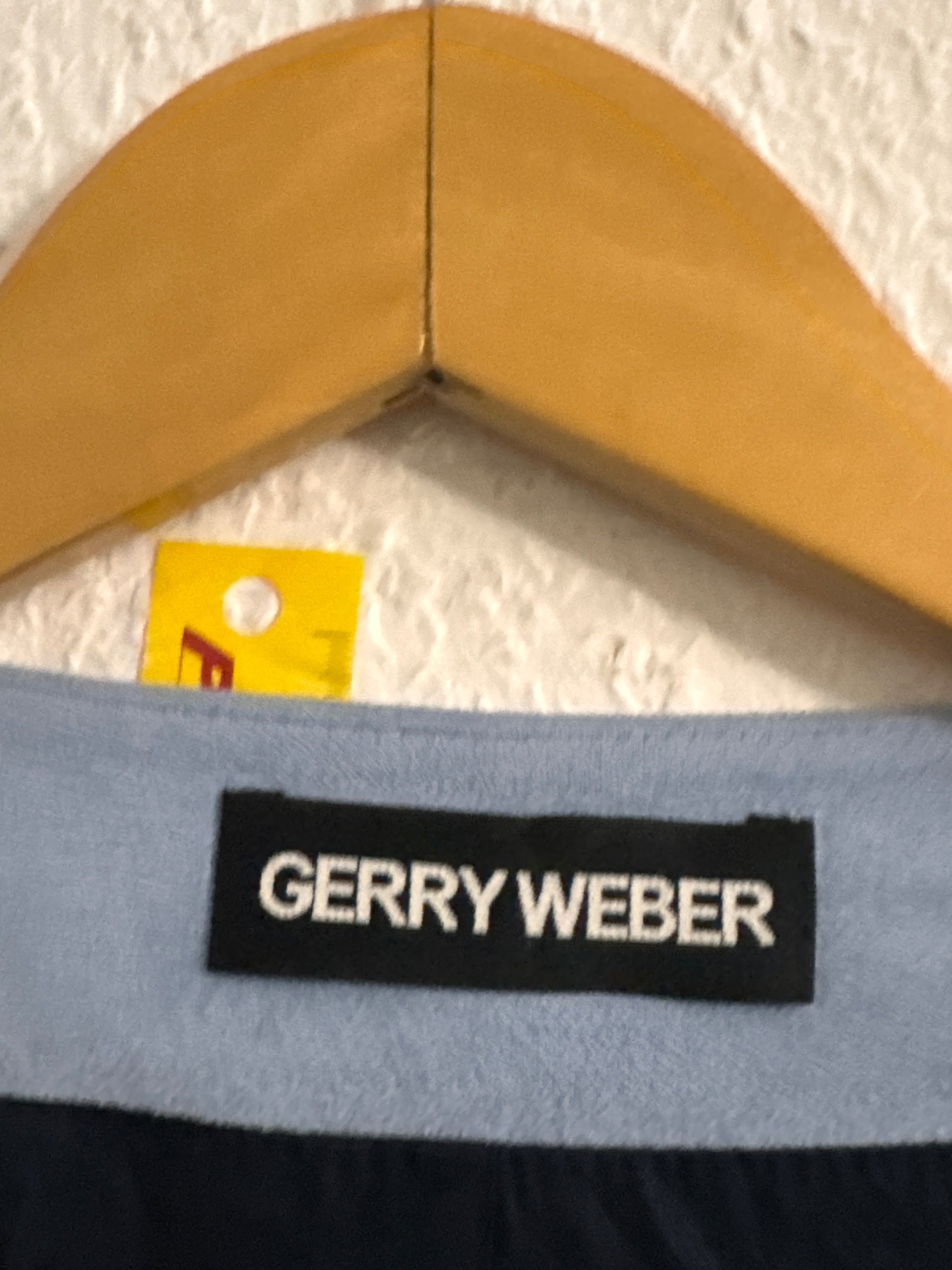 Gerry Weber Blue Faux Suede Perforated Zip Jacket Medium - 3125 image 5