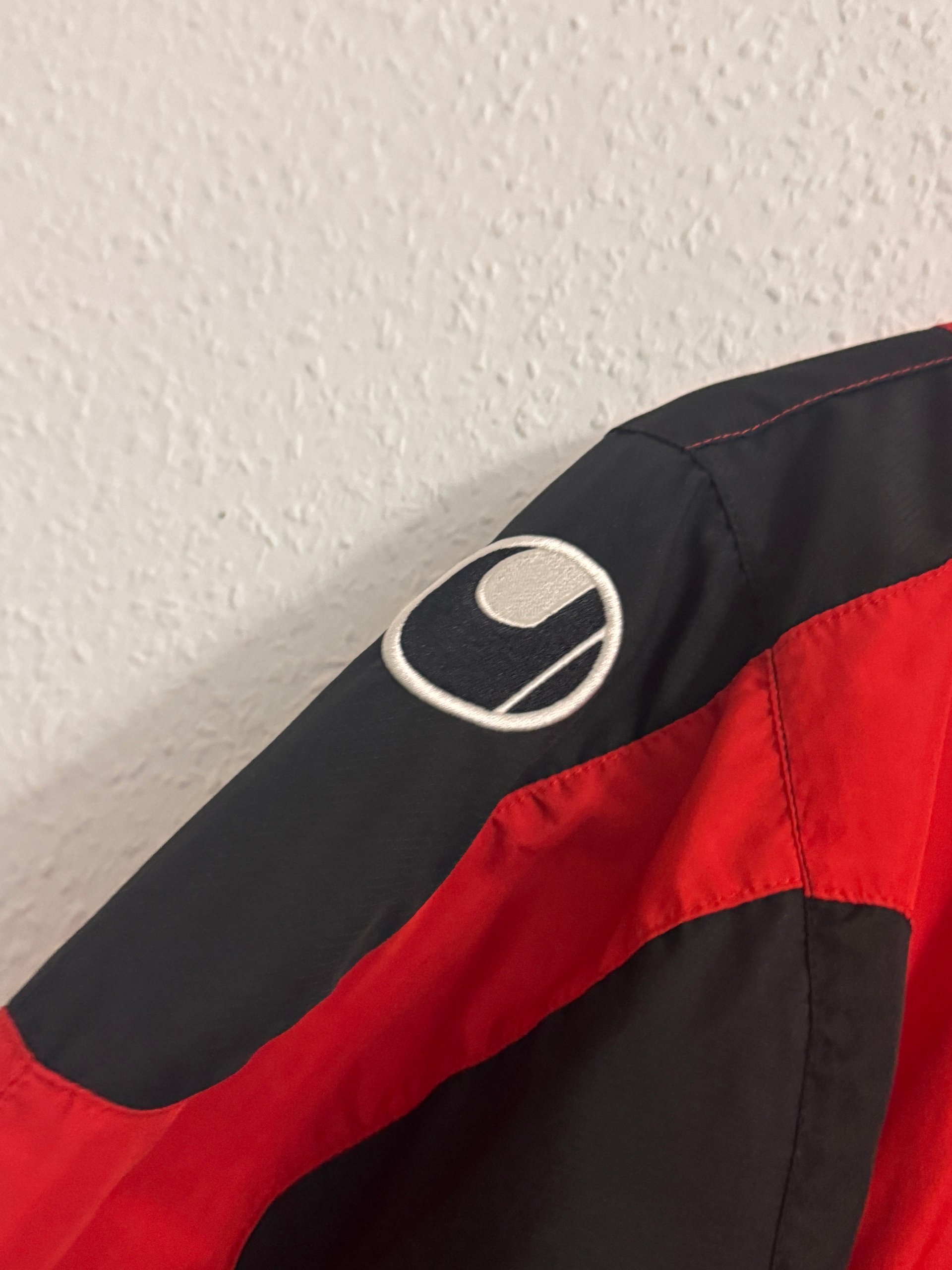 Uhlsport Red & Black Sports Jacket Medium 3121 image 5