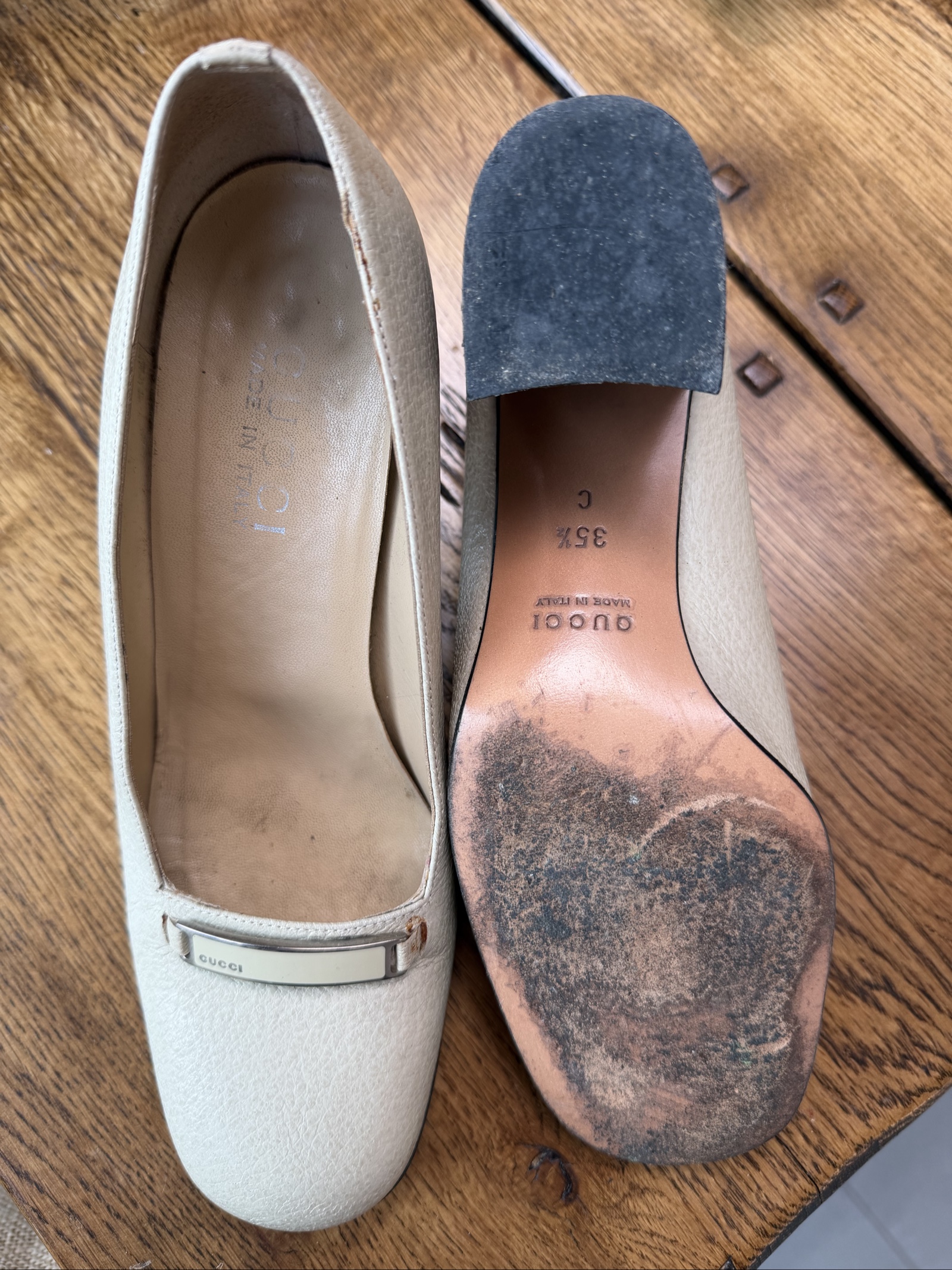 Gucci Women's Off-White Leather Block Heel Shoes 35.5 image 4