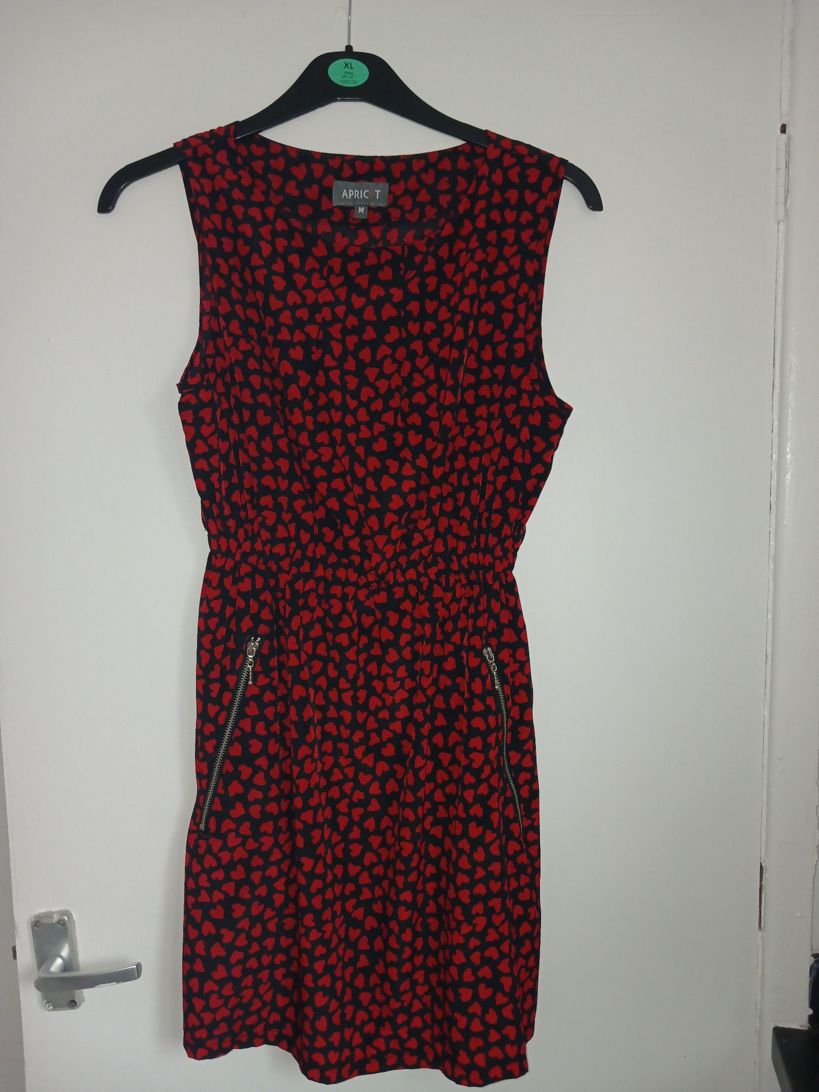 Apricot Women's Red & Black Heart Print Sleeveless Dress Medium