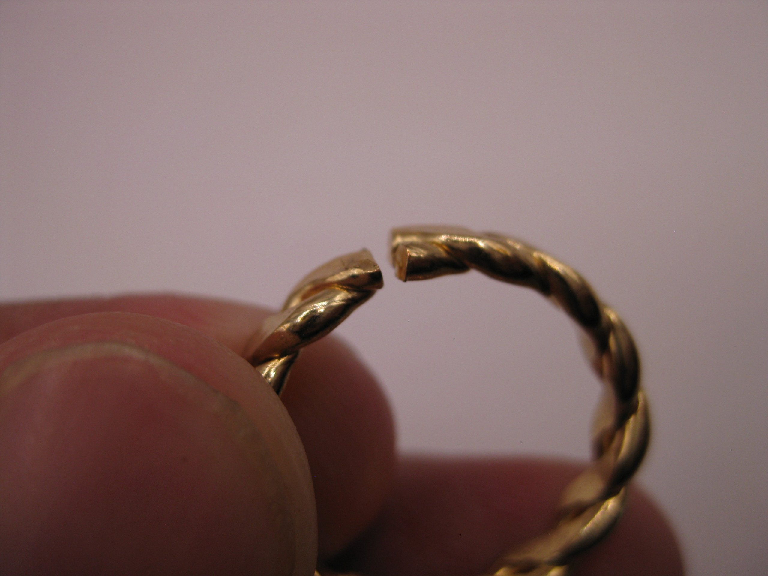 Unbranded Gold Tone Braided Ring One Size image 8