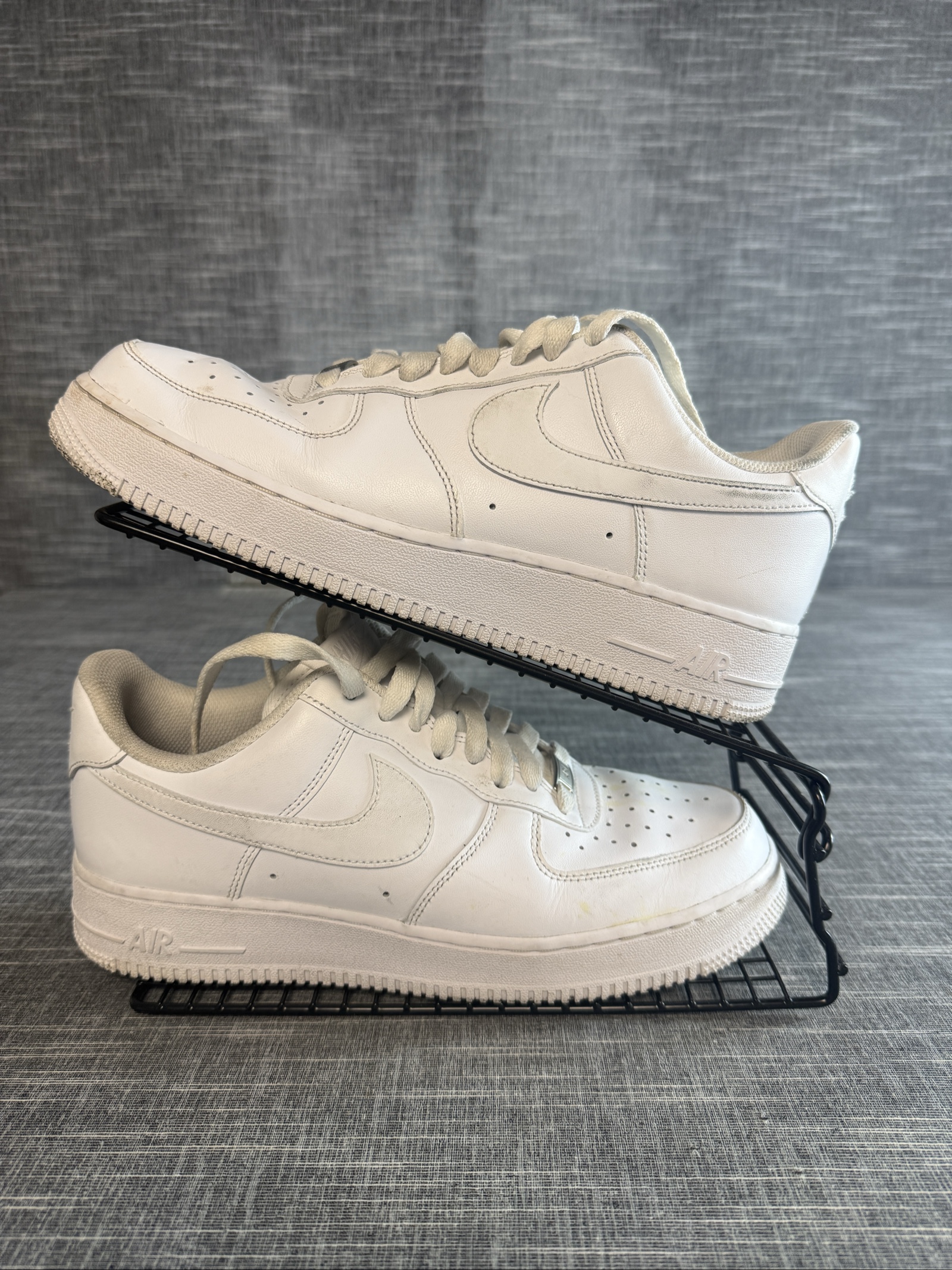 Nike Air Force 1 Men's White Leather Trainers UK 8