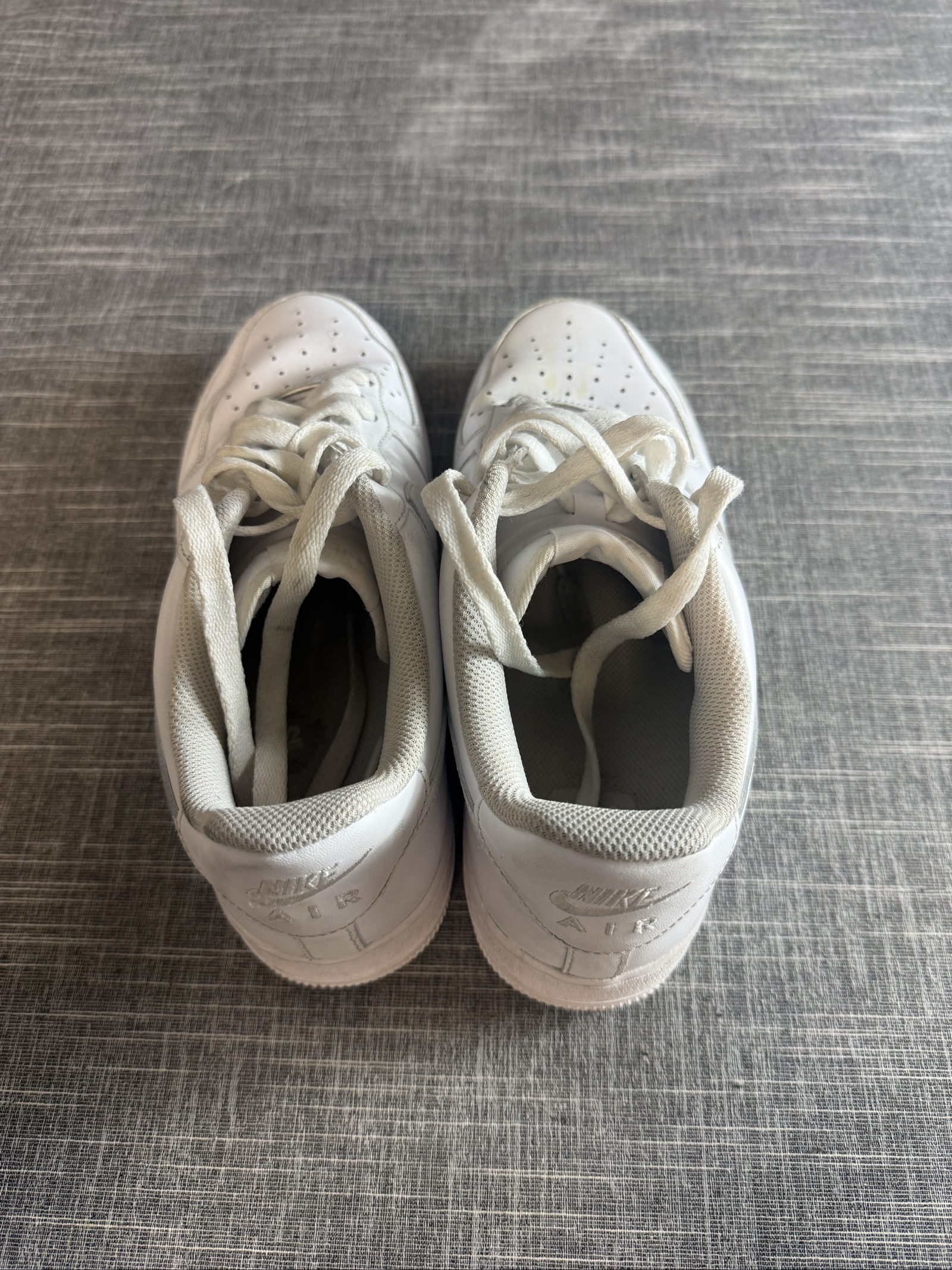 Nike Air Force 1 Men's White Leather Trainers UK 8 image 7