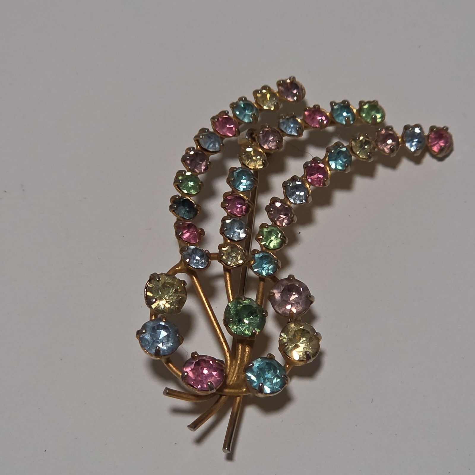 Vintage Multicolour Rhinestone Bouquet Brooch.b5