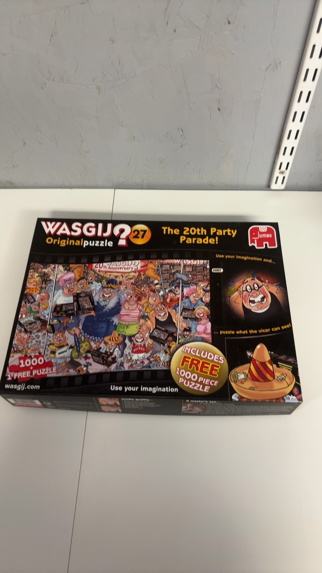 Jumbo Wasgij Original Puzzle 27 The 20th Party Parade 1000 Pieces