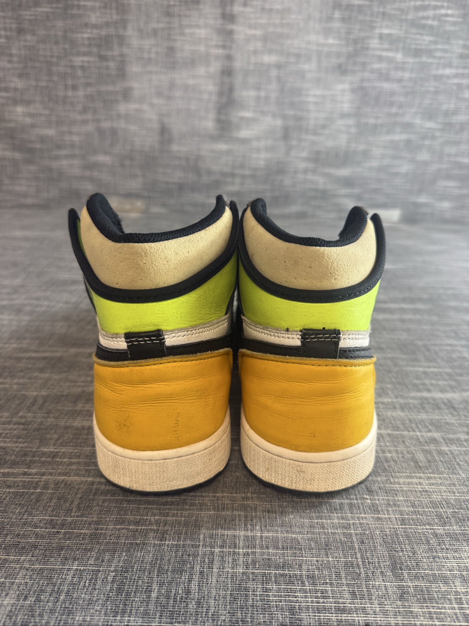 Nike Air Jordan 1 Men’s Basketball Shoes UK 8 White Black Yellow Neon image 4