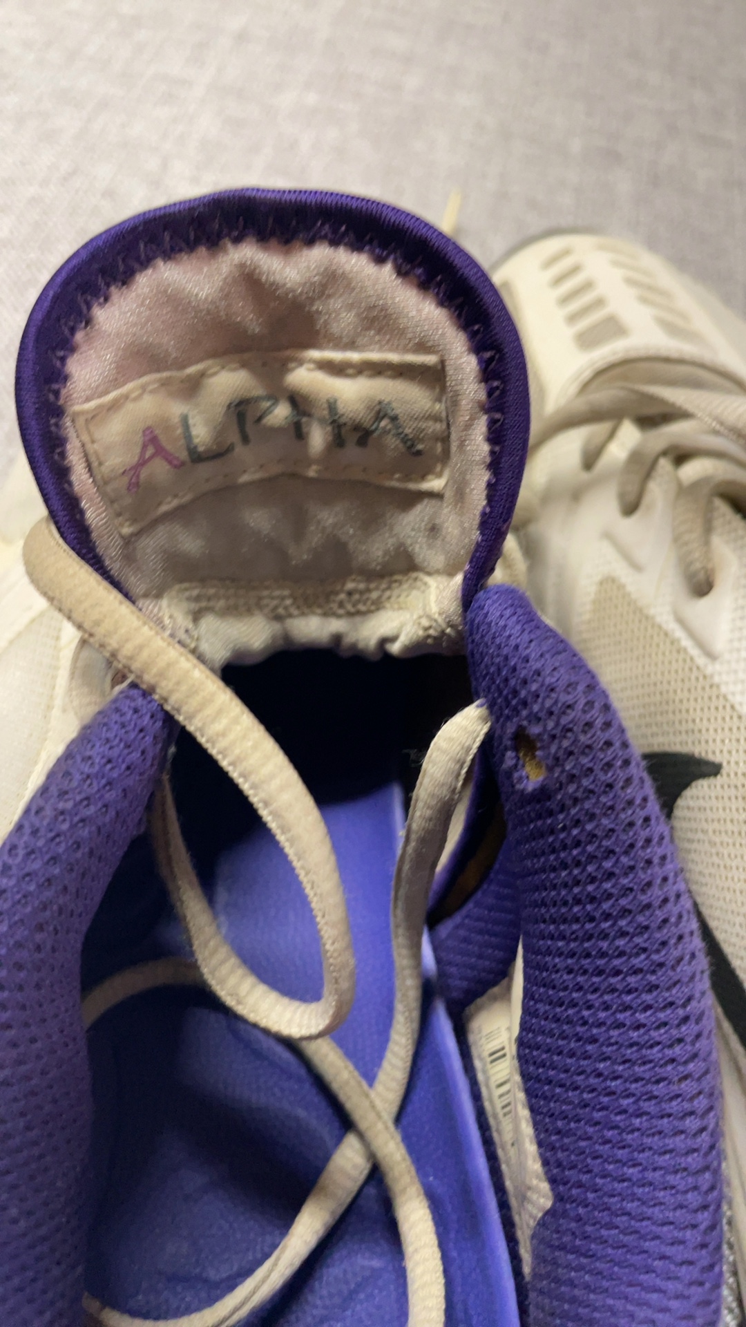 Kobe Nike Purple & White Alpha Basketball Shoes US 8 image 3