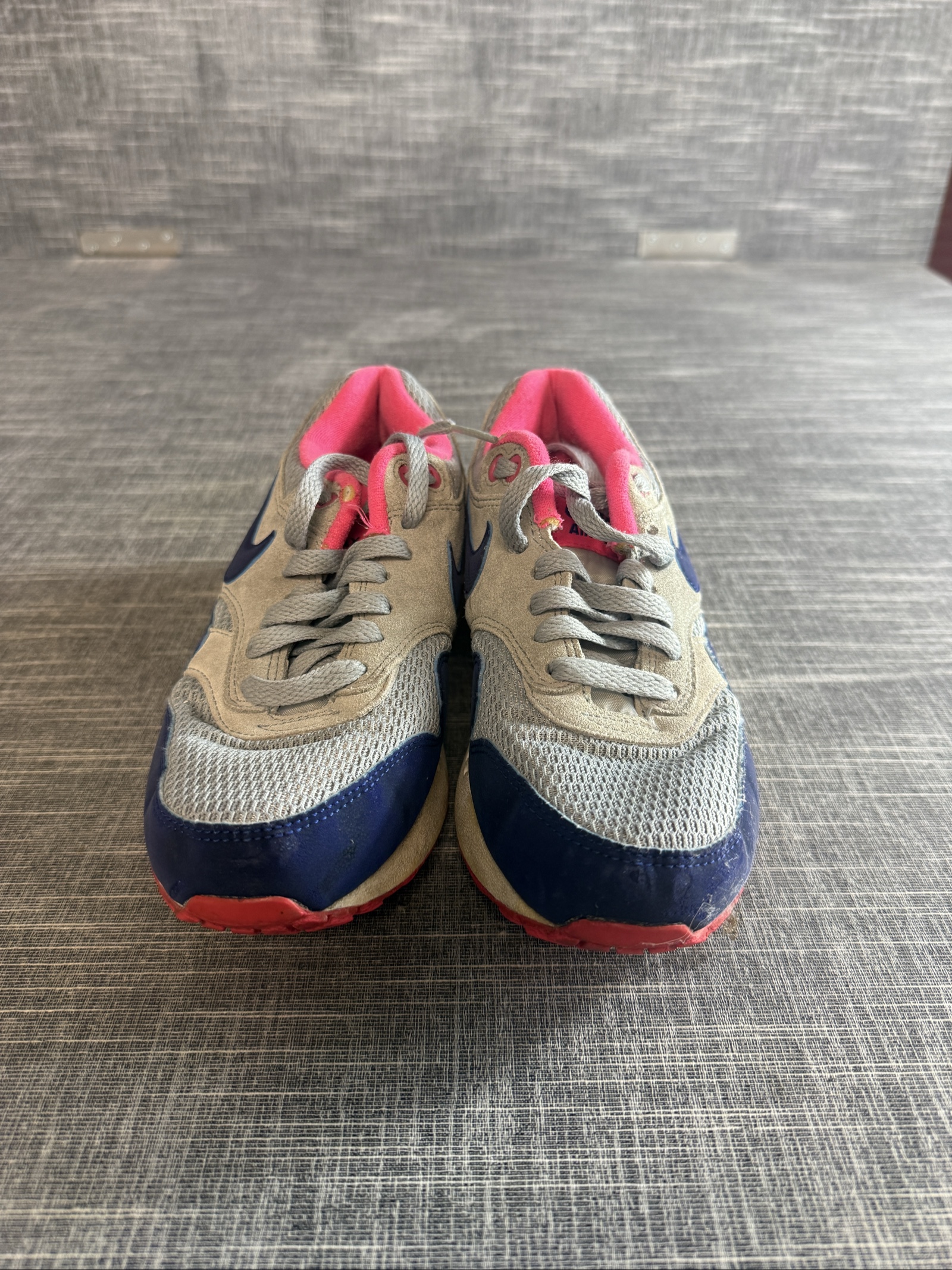 Nike Air Max Women’s Trainers UK 5 Grey Navy Pink image 2