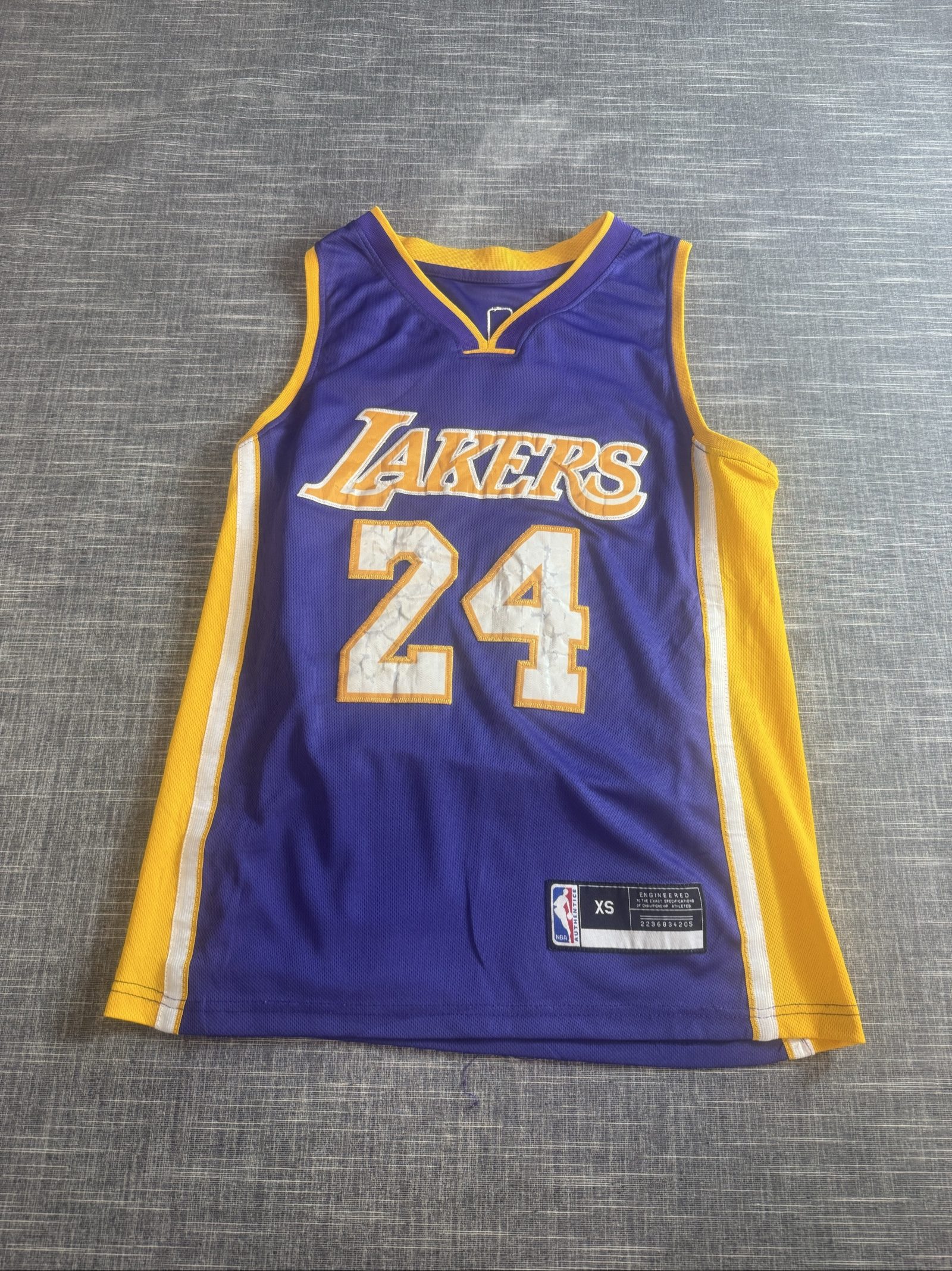 NBA Authentics Los Angeles Lakers Bryant 24 Basketball Jersey XS Purple Yellow