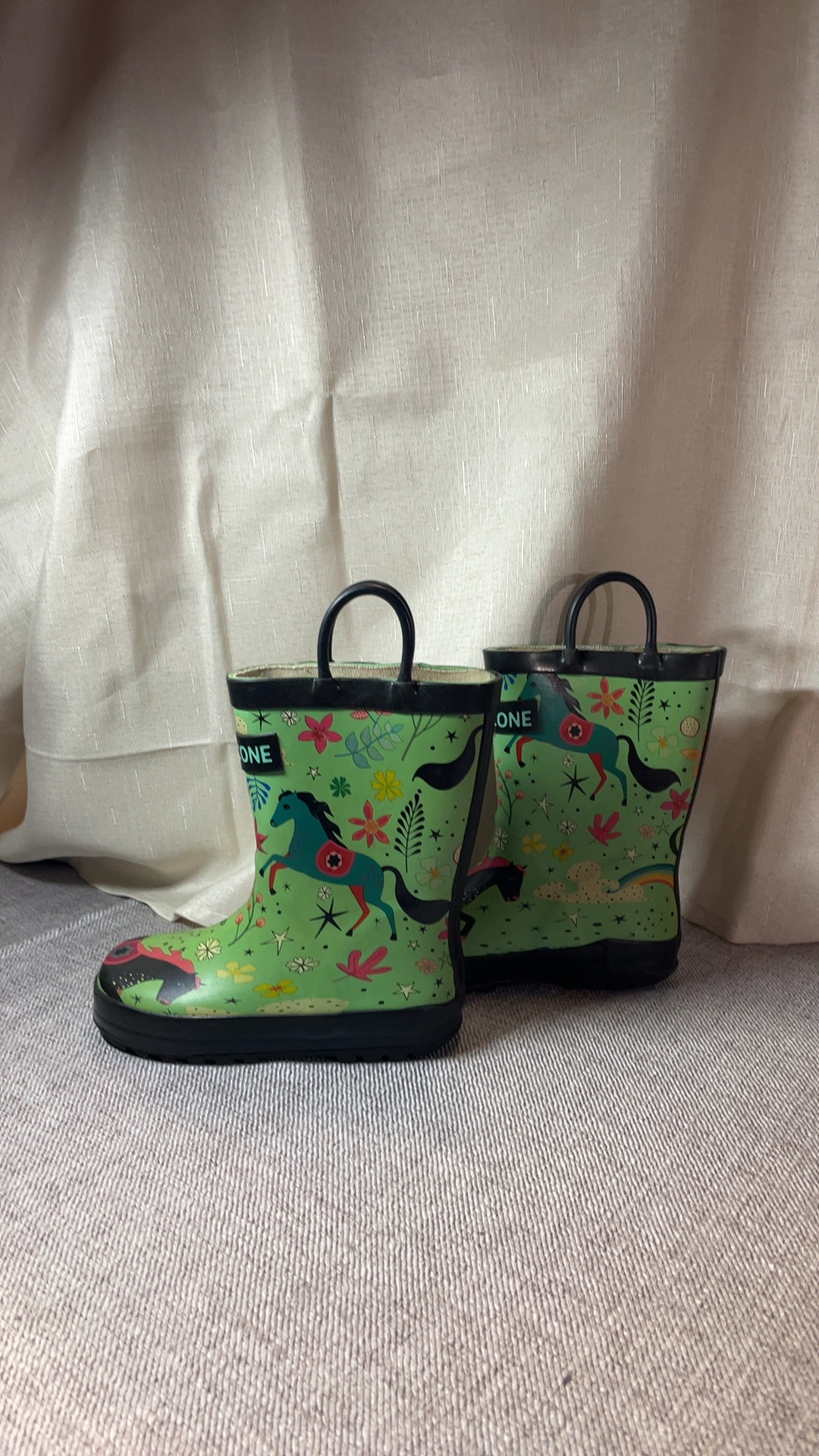 Lone Cone Green Horse Print Rain Boots US 10 Kids image 5